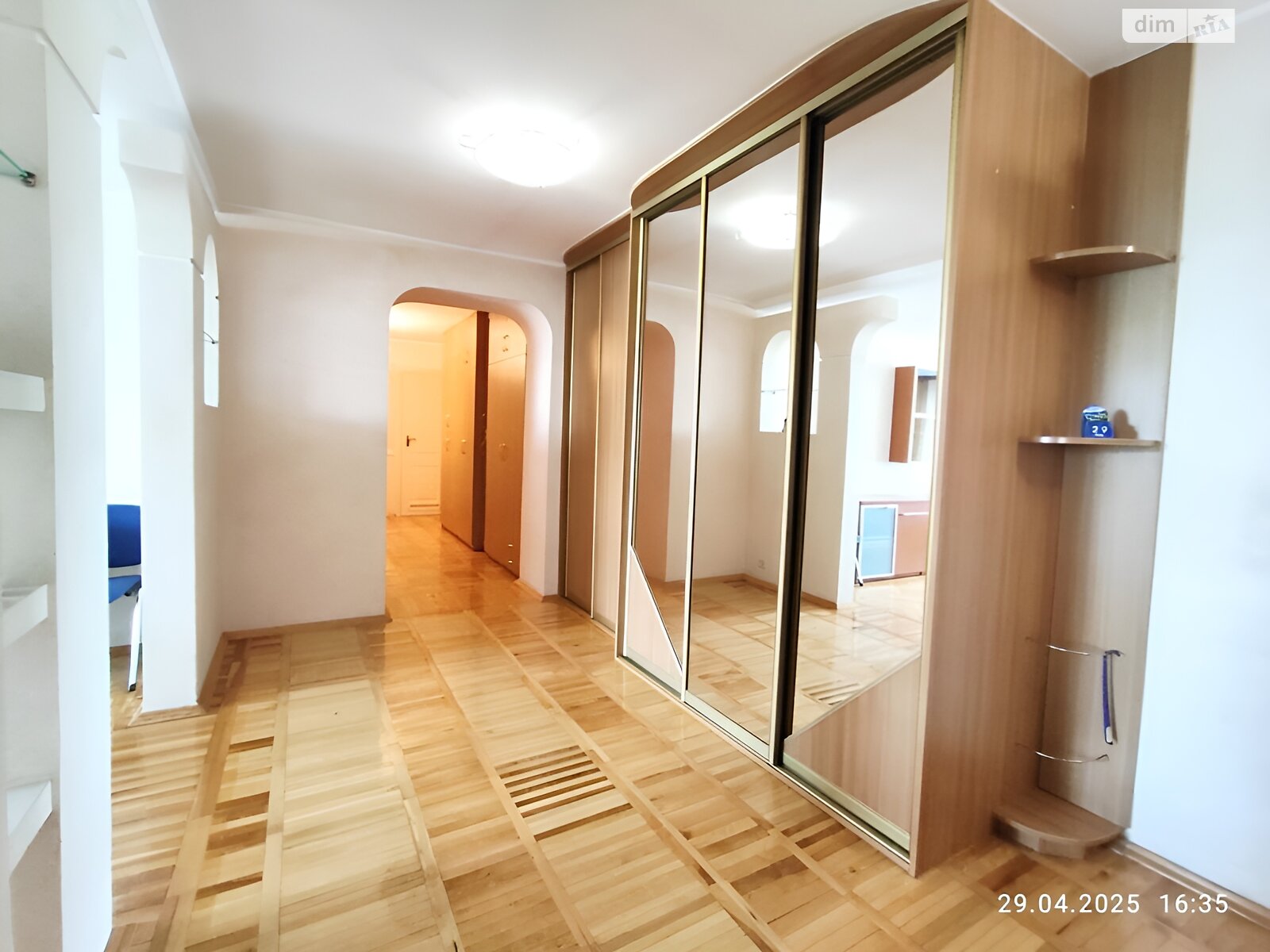 Продаж трикімнатної квартири в Києві, на просп. Володимира Івасюка 20А, район Оболонь фото 1 Продаж трикімнатної квартири в Києві, на просп. Володимира Івасюка 20А, район Оболонь фото 1