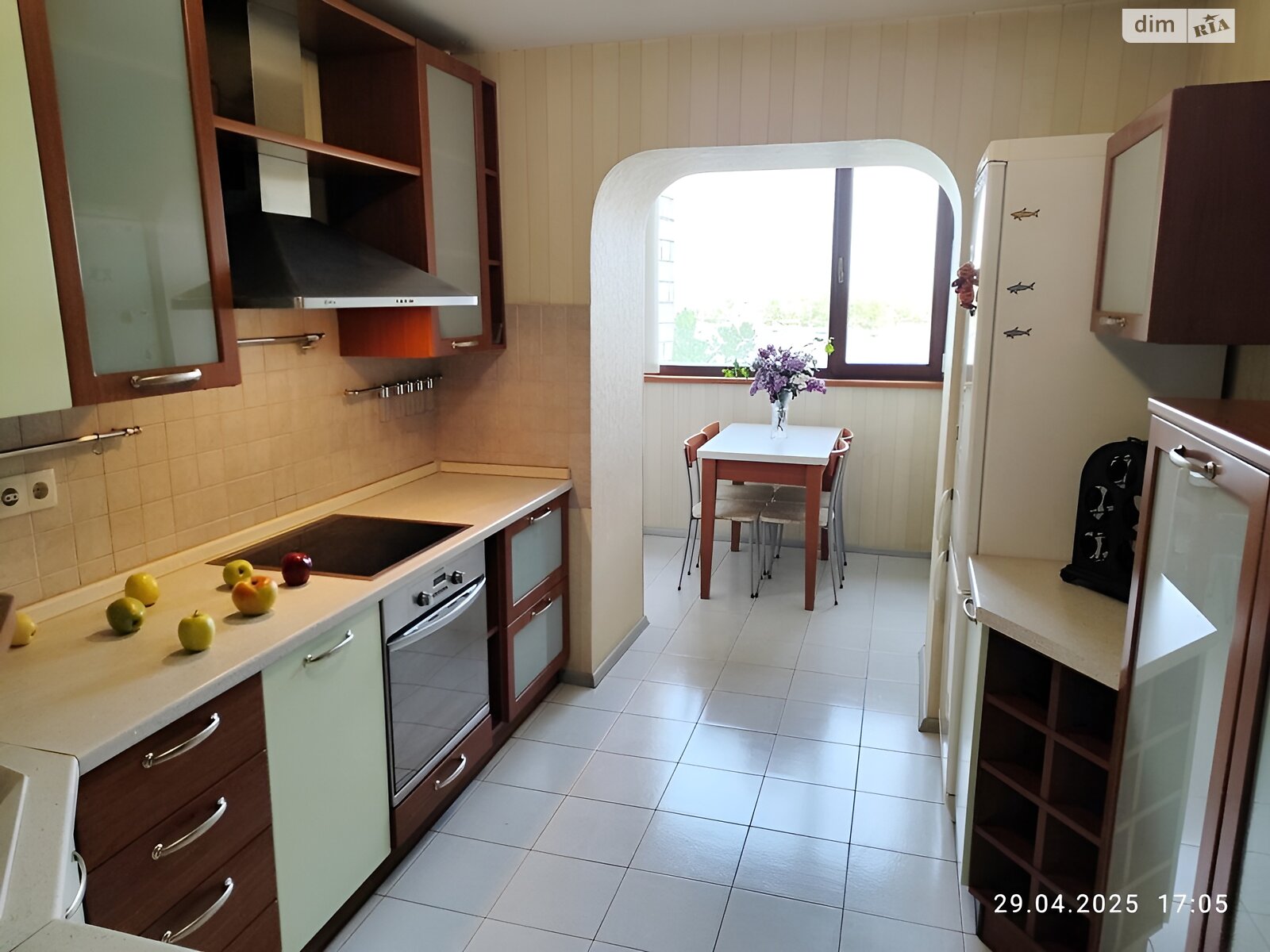 Продаж трикімнатної квартири в Києві, на просп. Володимира Івасюка 20А, район Оболонь фото 1 Продаж трикімнатної квартири в Києві, на просп. Володимира Івасюка 20А, район Оболонь фото 1