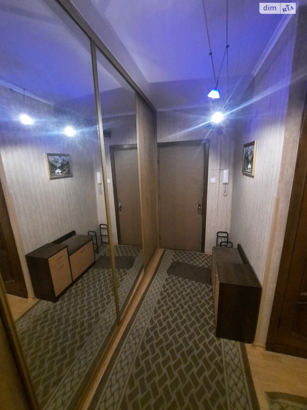 Продаж двокімнатної квартири в Києві, на вул. Приозерна 8А, район Оболонь фото 1 Продаж двокімнатної квартири в Києві, на вул. Приозерна 8А, район Оболонь фото 1