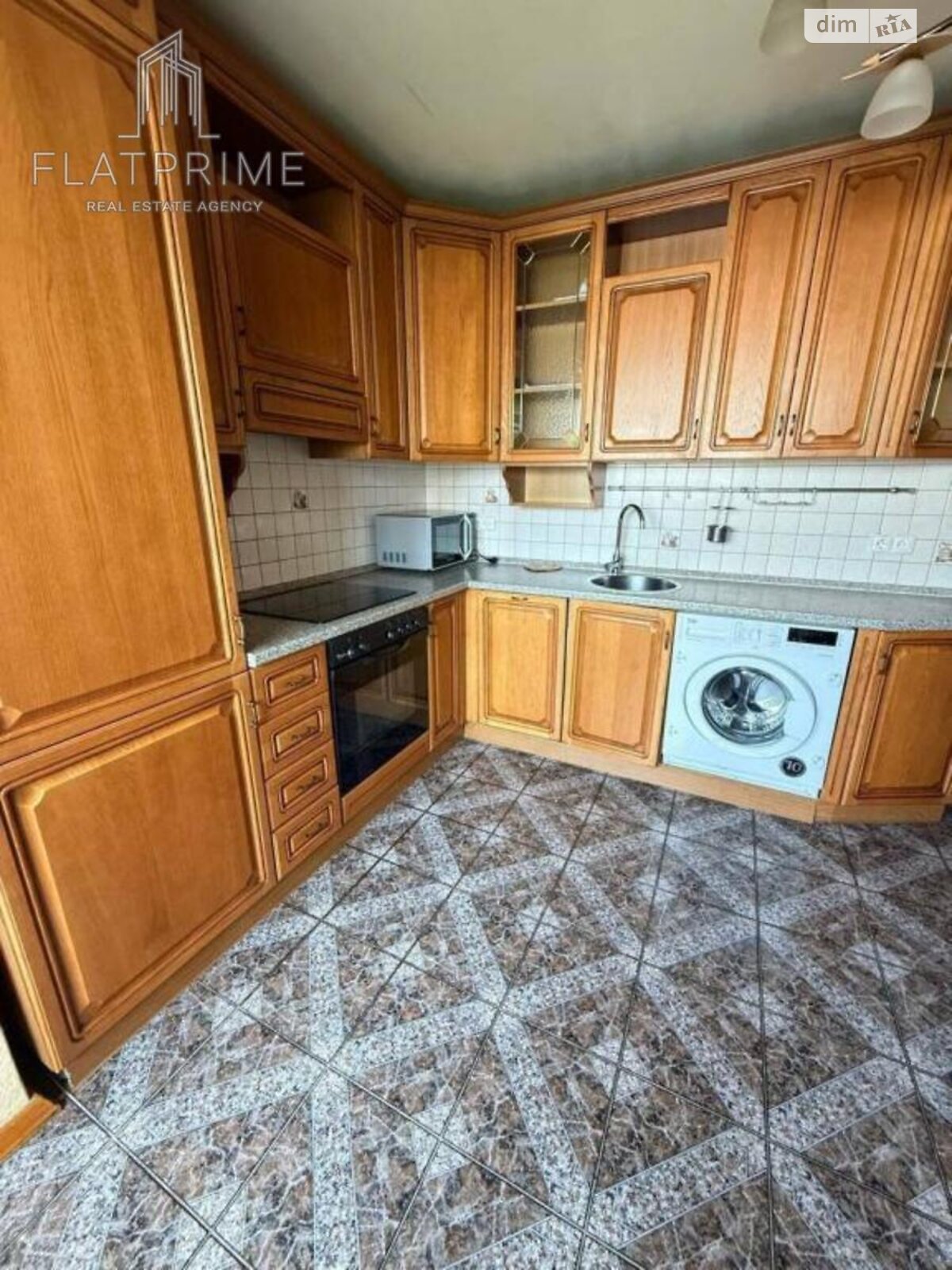Продажа трехкомнатной квартиры в Киеве, на ул. Левка Лукьяненко 18, район Оболонь фото 1 Продажа трехкомнатной квартиры в Киеве, на ул. Левка Лукьяненко 18, район Оболонь фото 1