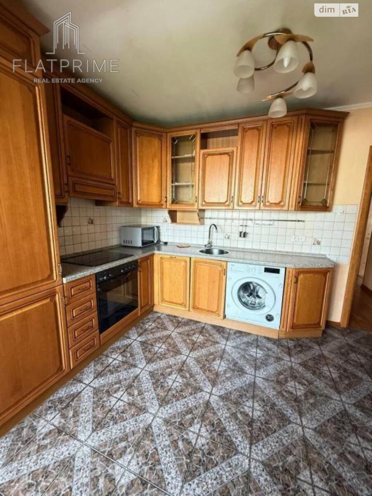 Продажа трехкомнатной квартиры в Киеве, на ул. Левка Лукьяненко 18, район Оболонь фото 1 Продажа трехкомнатной квартиры в Киеве, на ул. Левка Лукьяненко 18, район Оболонь фото 1