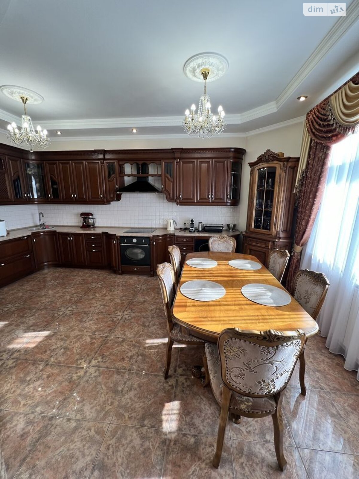Продаж трикімнатної квартири в Києві, на вул. Левка Лук'яненка 21 корпус 2, район Оболонь фото 1 Продаж трикімнатної квартири в Києві, на вул. Левка Лук'яненка 21 корпус 2, район Оболонь фото 1