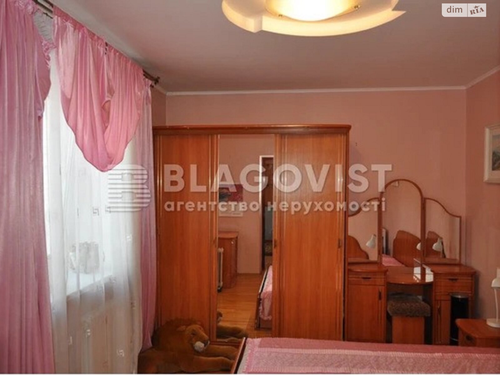 Продаж трикімнатної квартири в Києві, на вул. Левка Лук'яненка 29, район Оболонь фото 1 Продаж трикімнатної квартири в Києві, на вул. Левка Лук'яненка 29, район Оболонь фото 1