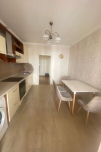 Продажа трехкомнатной квартиры в Киеве, на ул. Левка Лукьяненко 13А, район Оболонь фото 2
