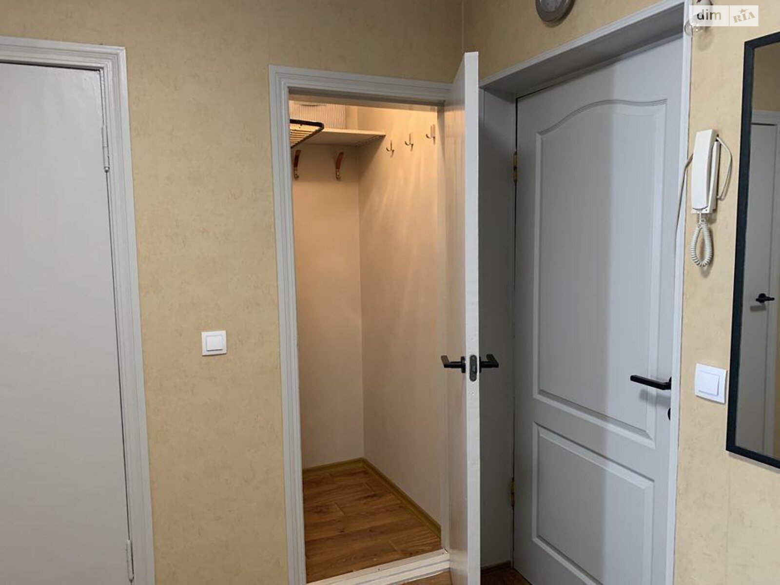Продаж двокімнатної квартири в Києві, на вул. Левка Лук'яненка 19, район Оболонь фото 1 Продаж двокімнатної квартири в Києві, на вул. Левка Лук'яненка 19, район Оболонь фото 1