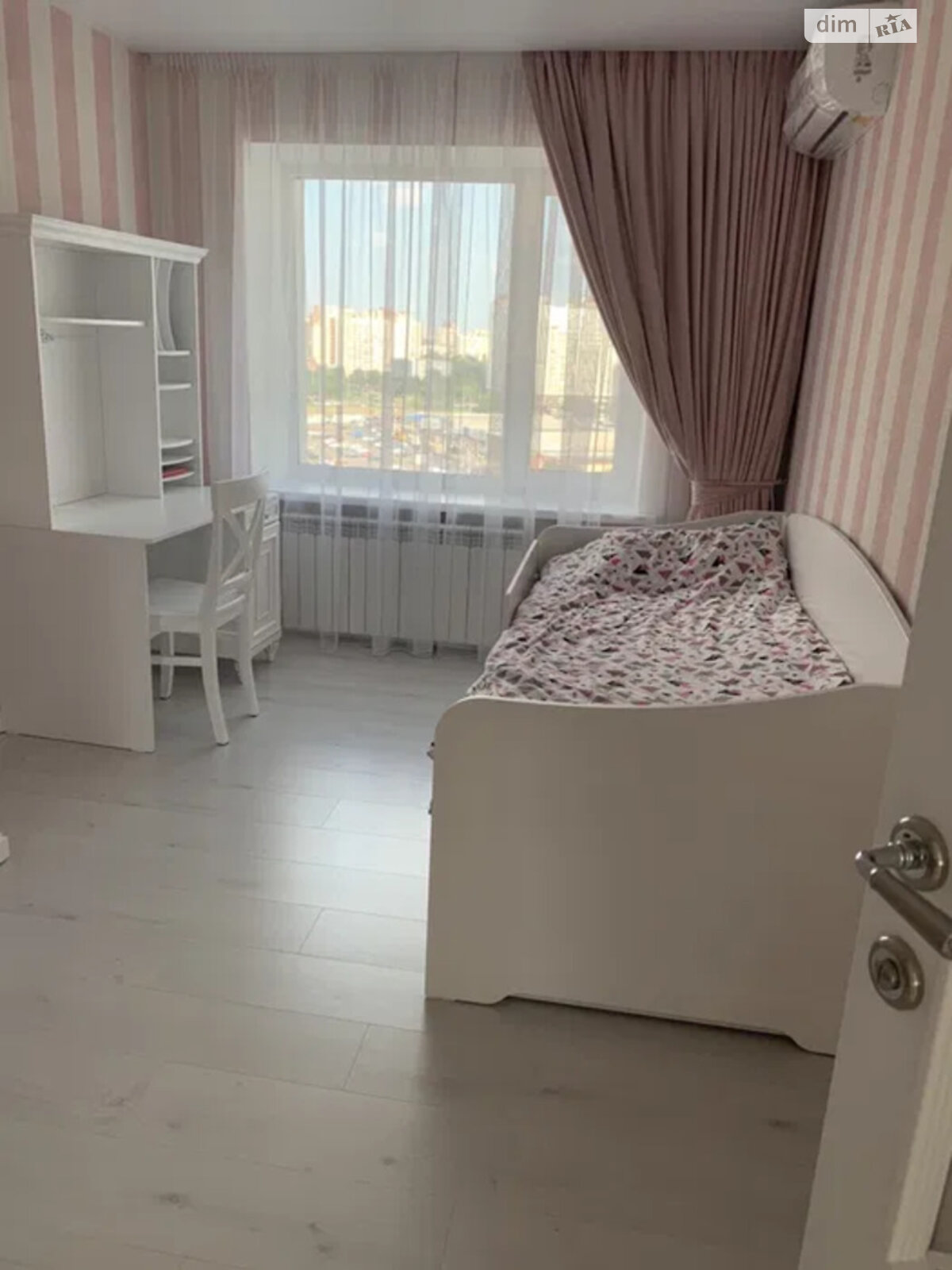 Продажа пятикомнатной квартиры в Киеве, на ул. Левка Лукьяненко 13А, район Оболонь фото 1 Продажа пятикомнатной квартиры в Киеве, на ул. Левка Лукьяненко 13А, район Оболонь фото 1