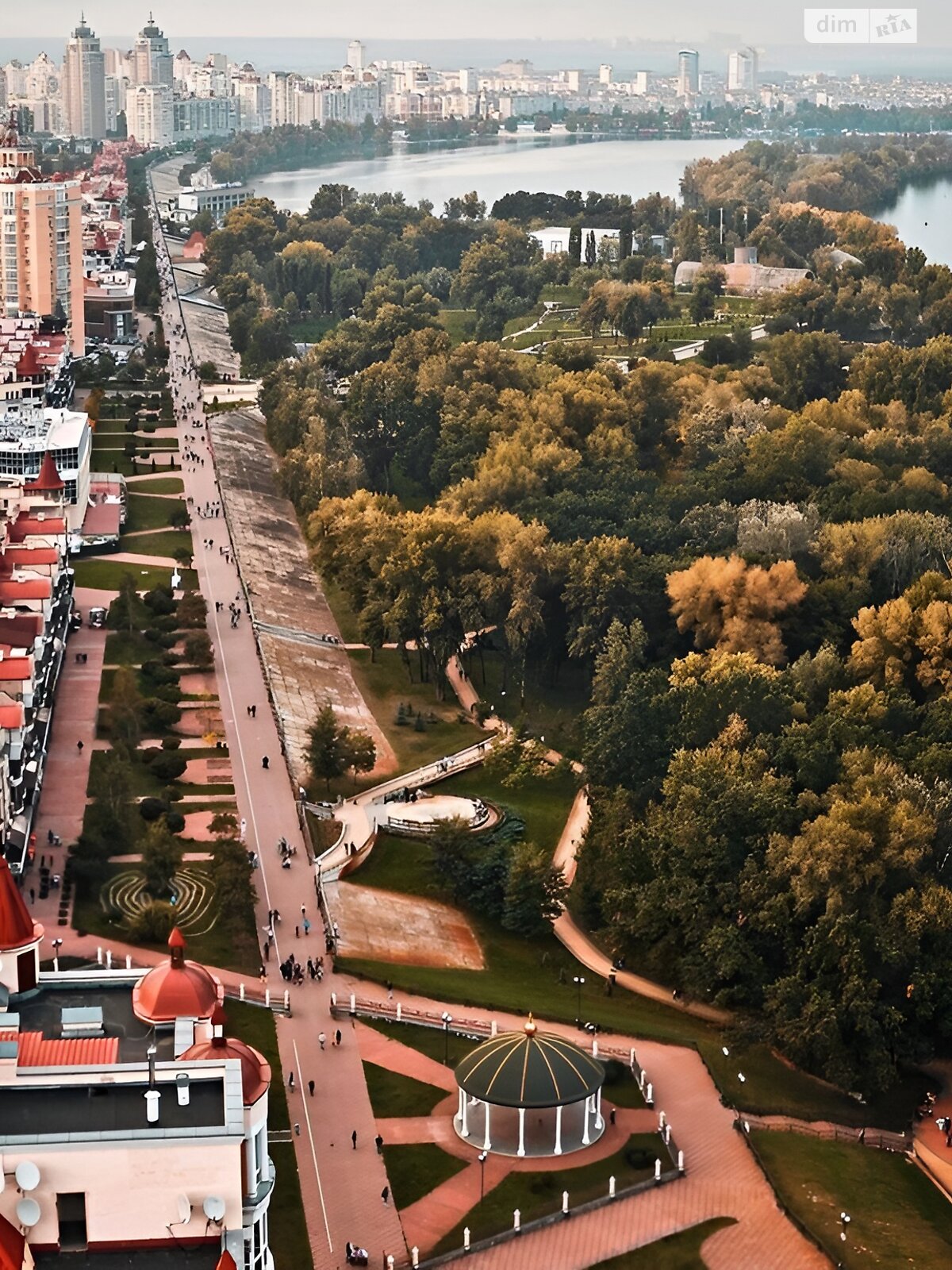 Продаж трикімнатної квартири в Києві, на наб. Оболонська 19, район Оболонь фото 1 Продаж трикімнатної квартири в Києві, на наб. Оболонська 19, район Оболонь фото 1