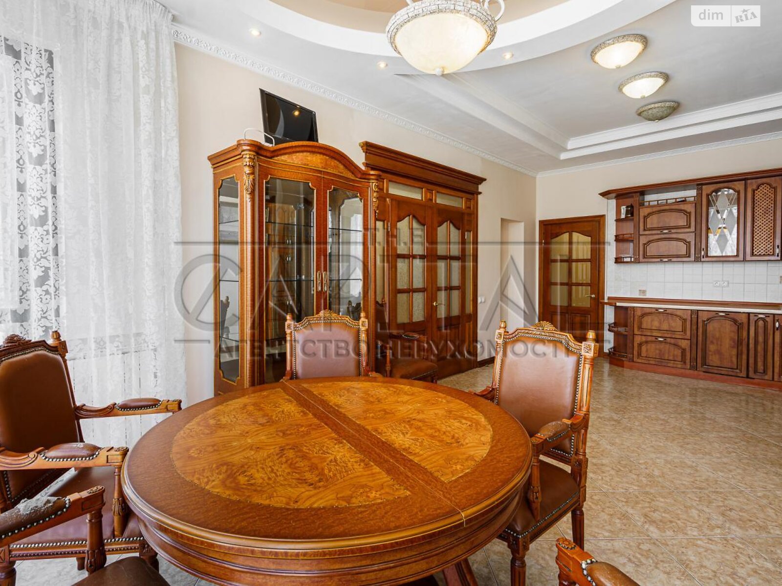 Продаж п`ятикімнатної квартири в Києві, на наб. Оболонська 7, район Оболонь фото 1 Продаж п`ятикімнатної квартири в Києві, на наб. Оболонська 7, район Оболонь фото 1