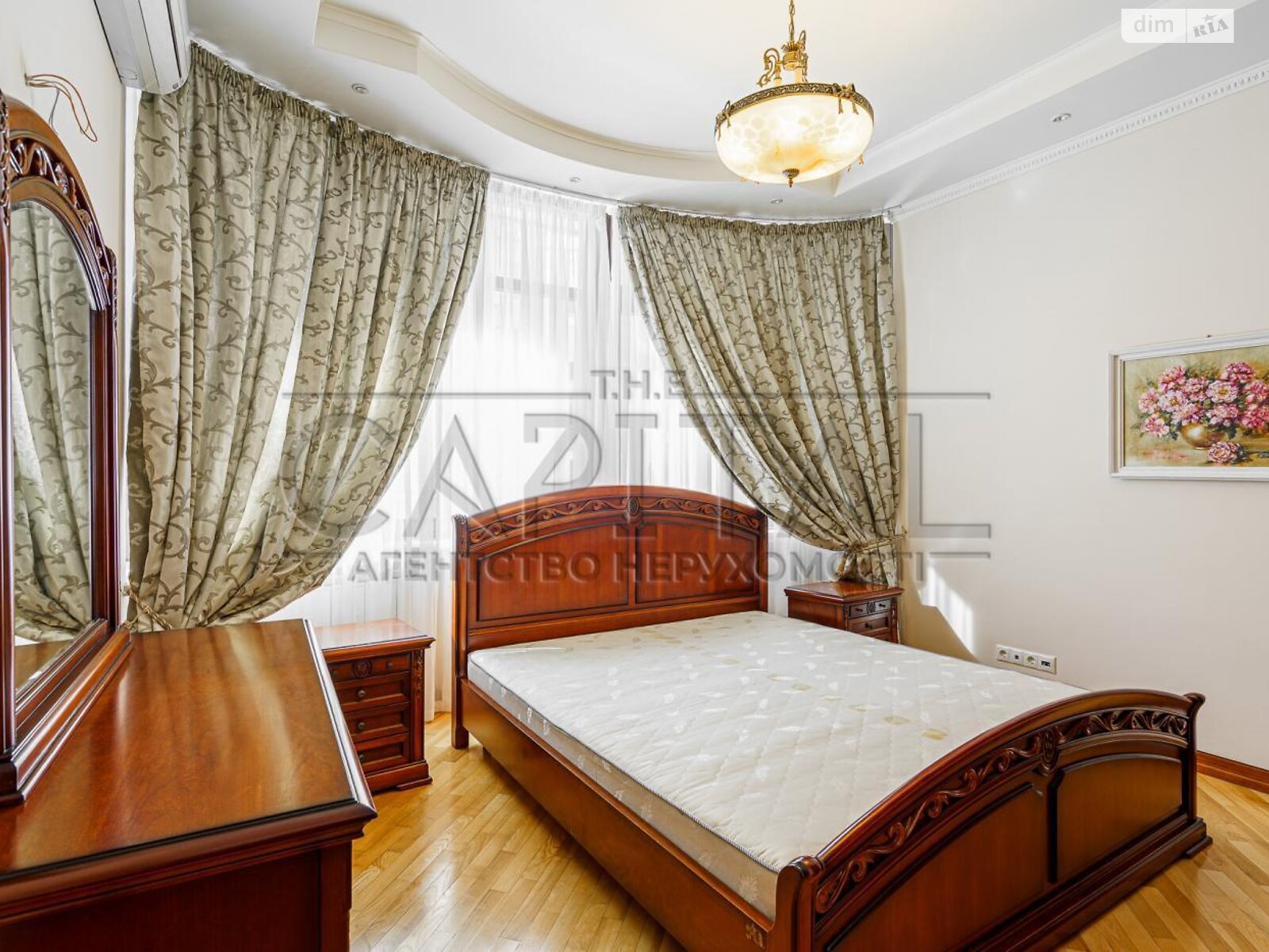 Продаж п`ятикімнатної квартири в Києві, на наб. Оболонська 7, район Оболонь фото 1 Продаж п`ятикімнатної квартири в Києві, на наб. Оболонська 7, район Оболонь фото 1