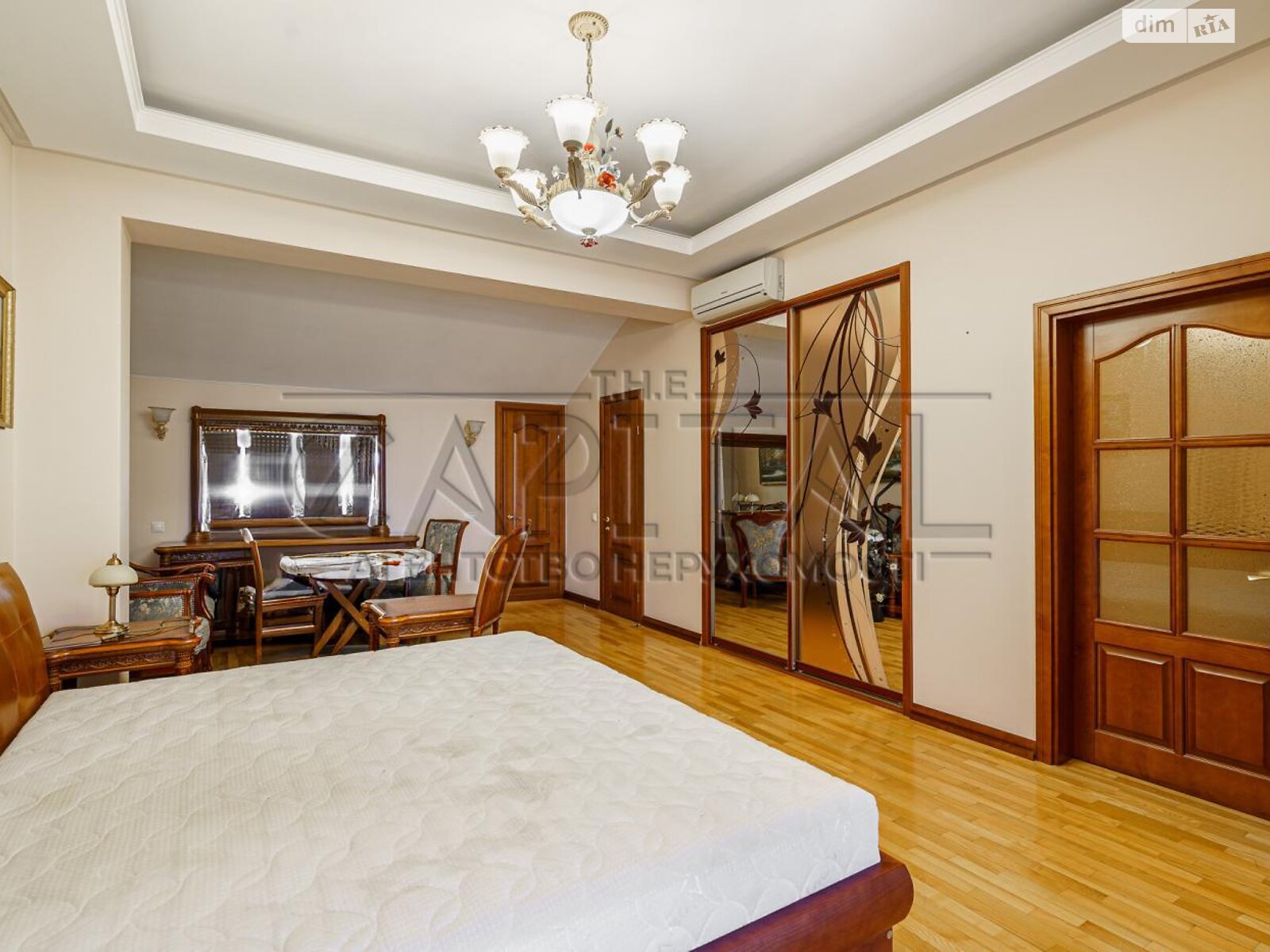 Продаж п`ятикімнатної квартири в Києві, на наб. Оболонська 7, район Оболонь фото 1 Продаж п`ятикімнатної квартири в Києві, на наб. Оболонська 7, район Оболонь фото 1