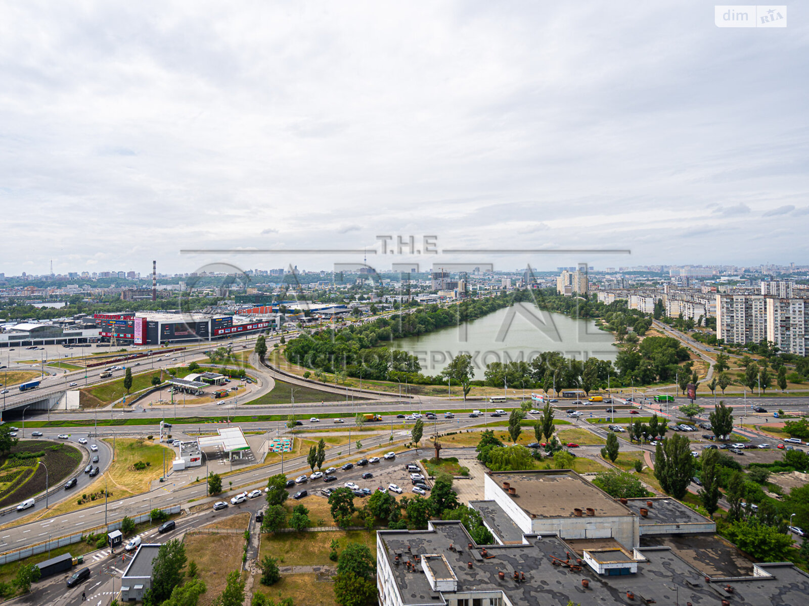 Продаж трикімнатної квартири в Києві, на наб. Оболонська 1, район Оболонь фото 1 Продаж трикімнатної квартири в Києві, на наб. Оболонська 1, район Оболонь фото 1