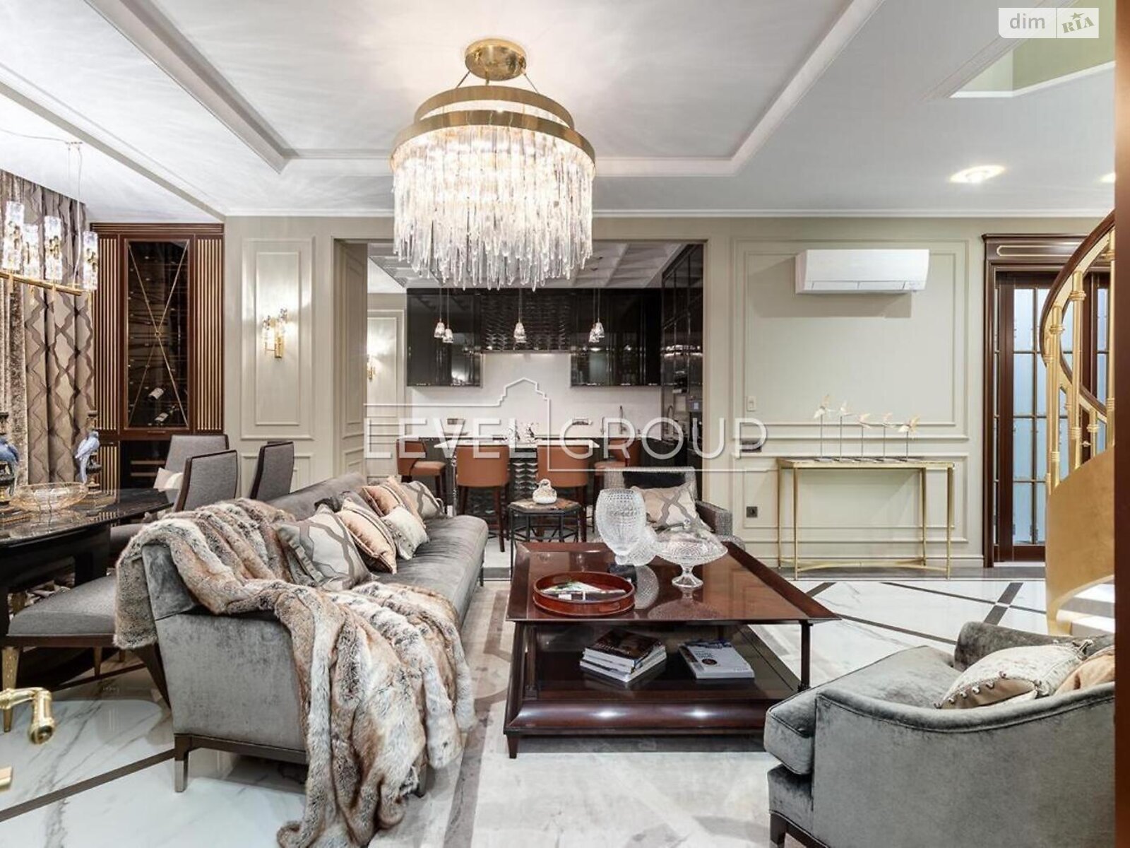 Продажа пятикомнатной квартиры в Киеве, на наб. Оболонская 1 корпус 1, район Оболонь фото 1