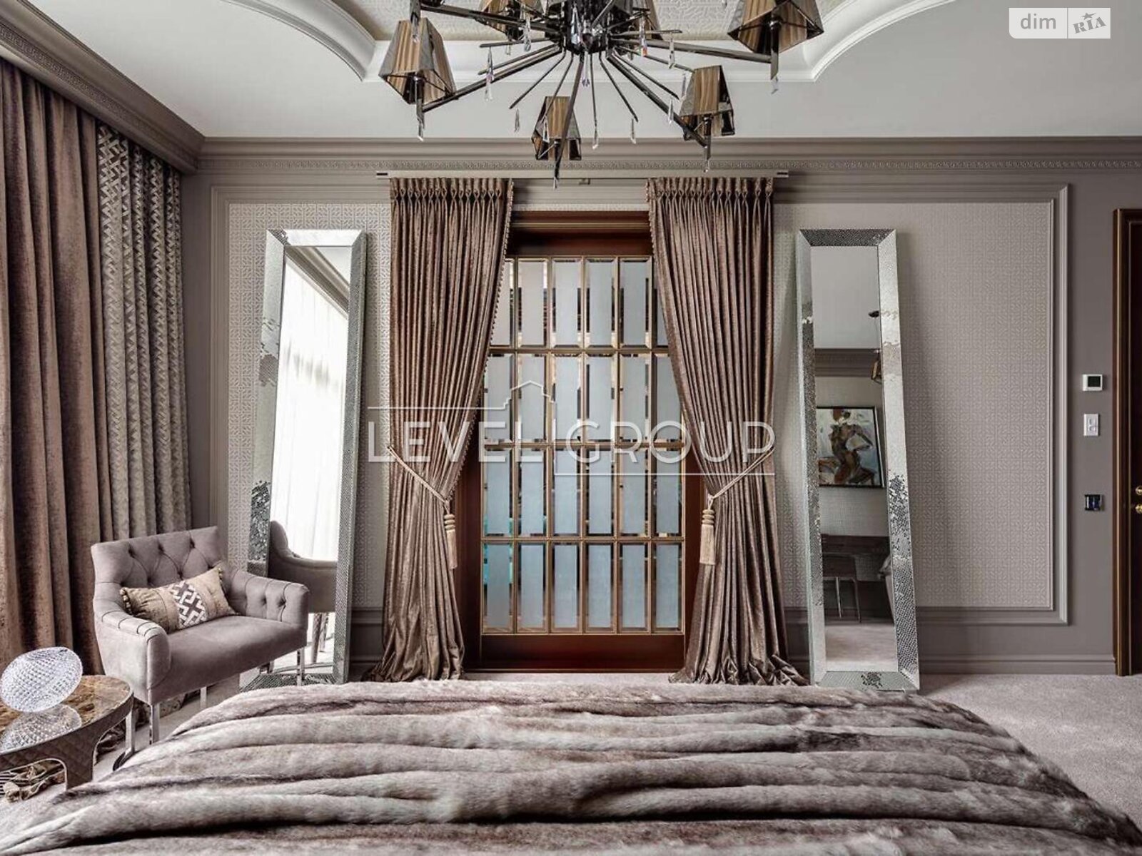 Продажа пятикомнатной квартиры в Киеве, на наб. Оболонская 1 корпус 1, район Оболонь фото 1