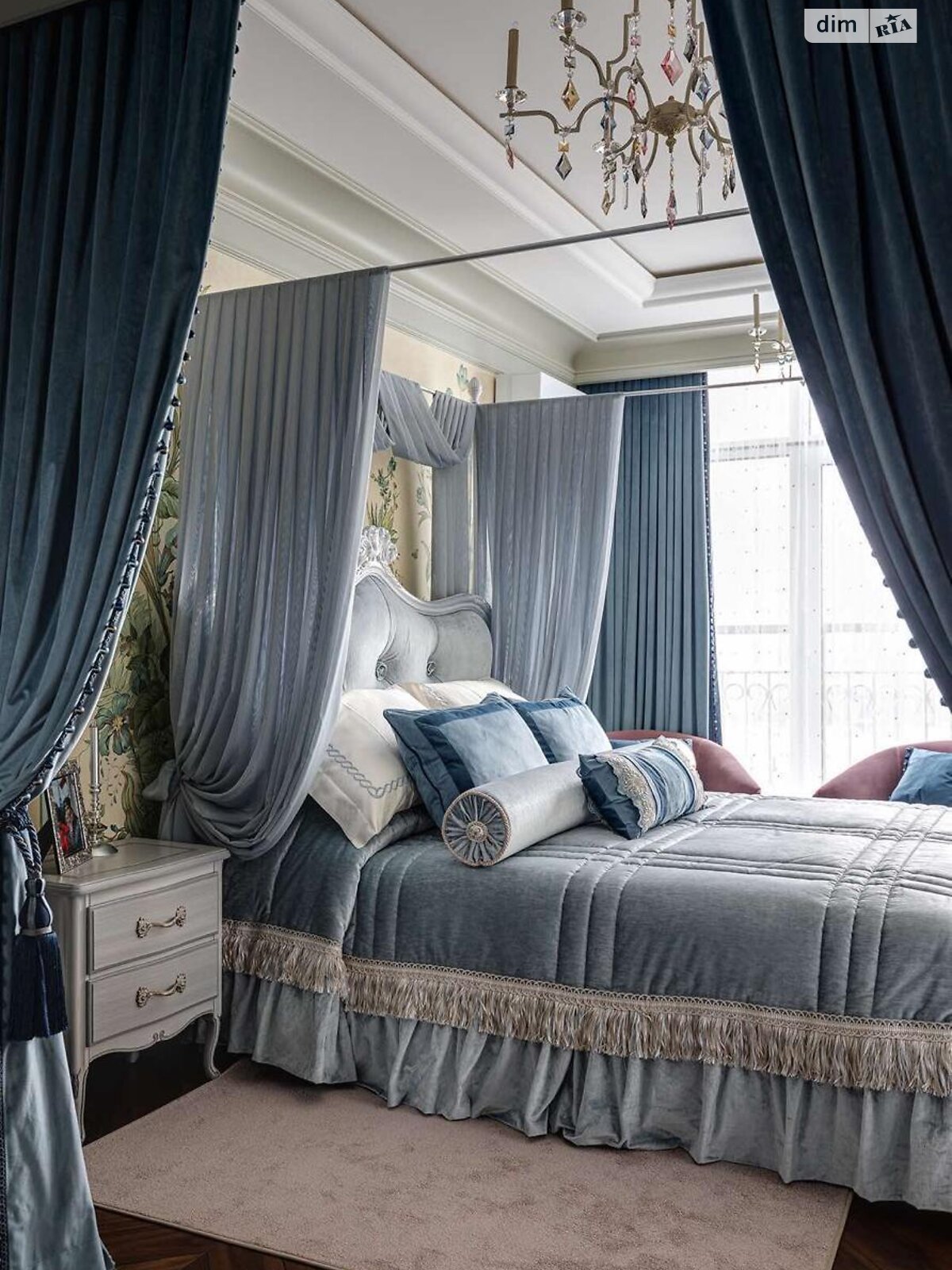 Продажа пятикомнатной квартиры в Киеве, на наб. Оболонская 1 корпус 1, район Оболонь фото 1