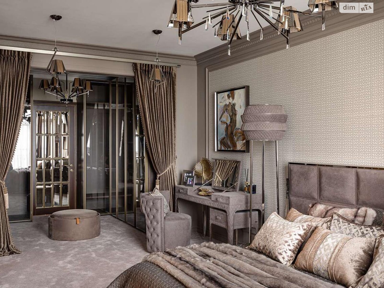 Продажа пятикомнатной квартиры в Киеве, на наб. Оболонская 1 корпус 1, район Оболонь фото 1