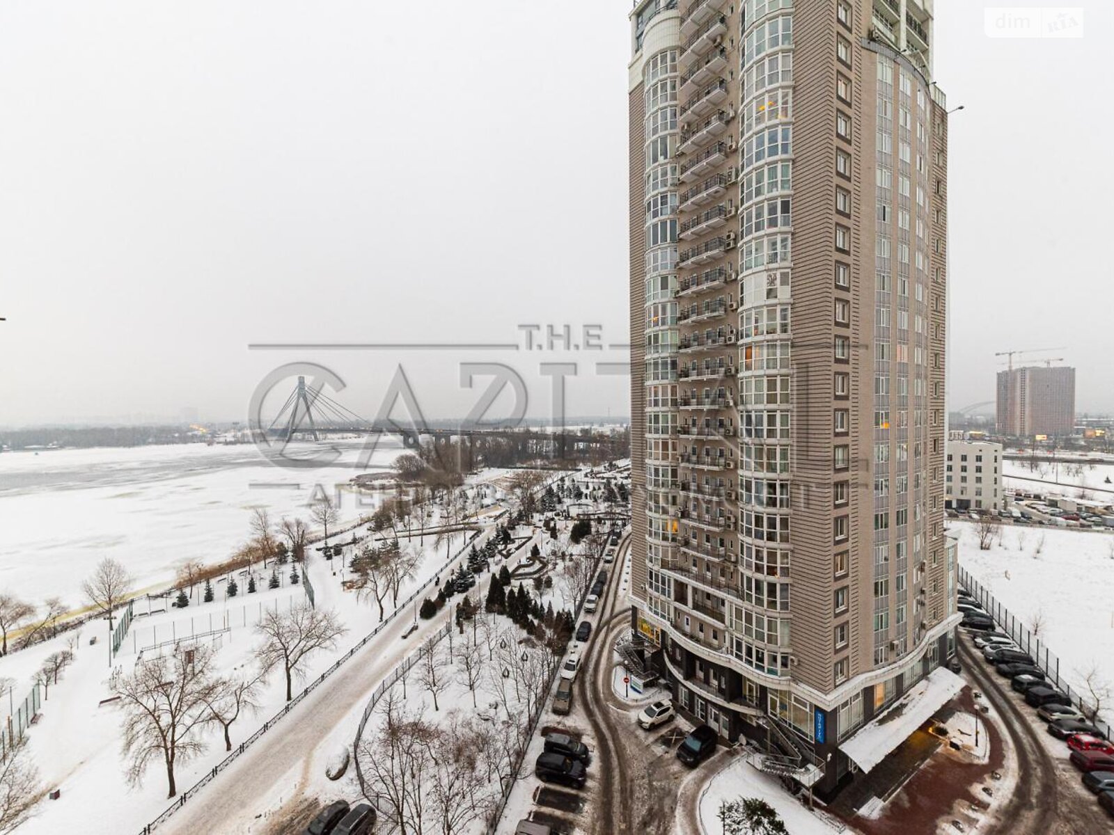 Продажа четырехкомнатной квартиры в Киеве, на наб. Оболонская 3 корпус 1, район Оболонь фото 1