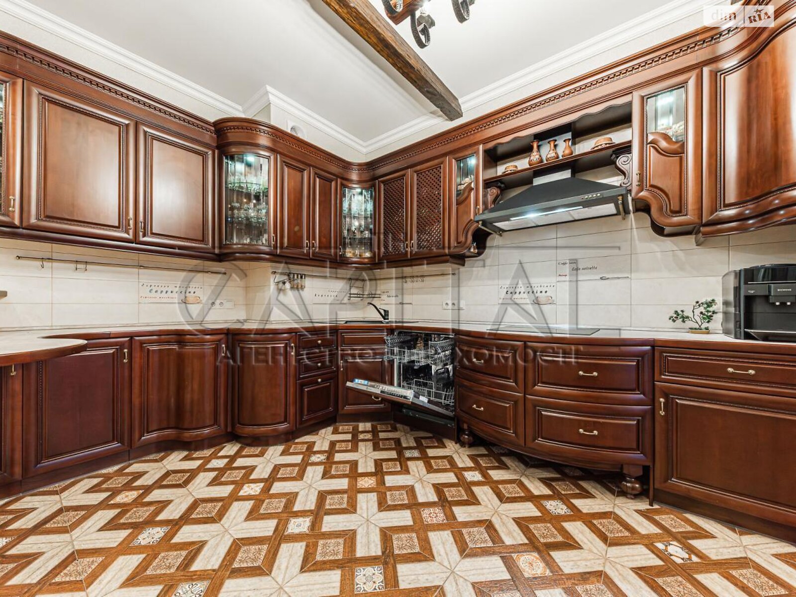 Продажа четырехкомнатной квартиры в Киеве, на наб. Оболонская 3 корпус 1, район Оболонь фото 1