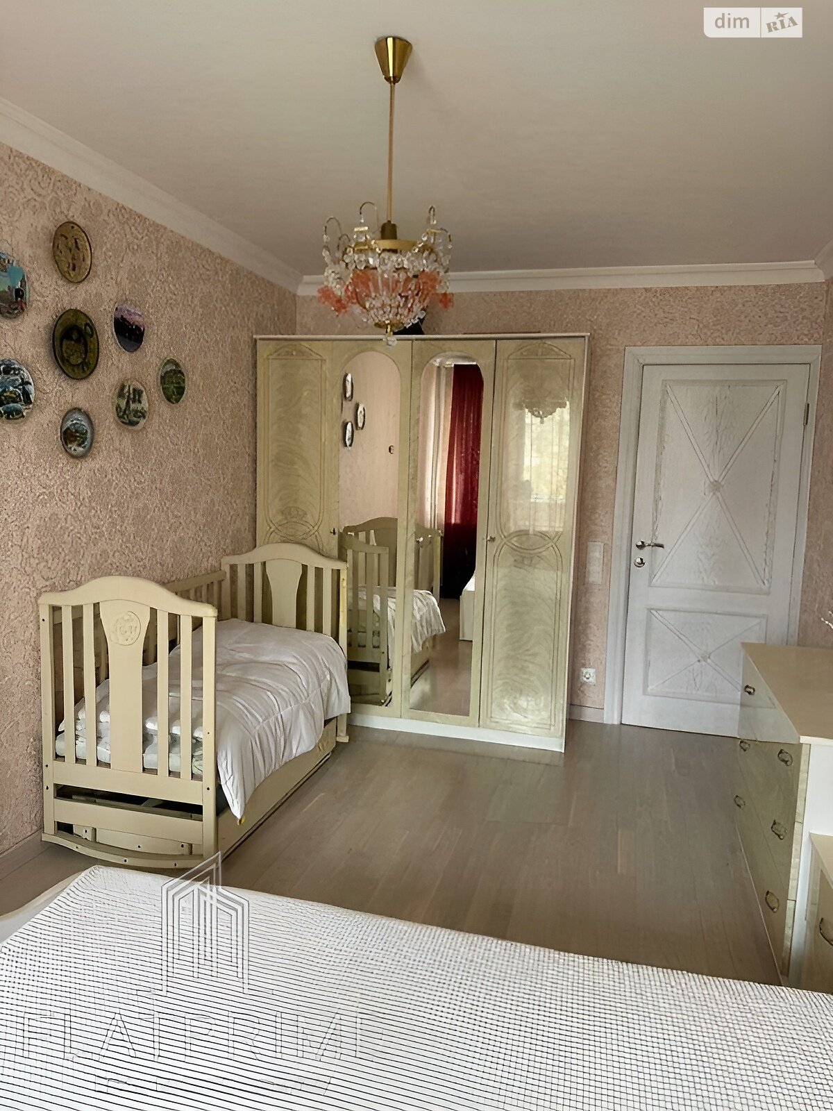 Продажа трехкомнатной квартиры в Киеве, на пл. Оболонская 5, район Оболонь фото 1 Продажа трехкомнатной квартиры в Киеве, на пл. Оболонская 5, район Оболонь фото 1
