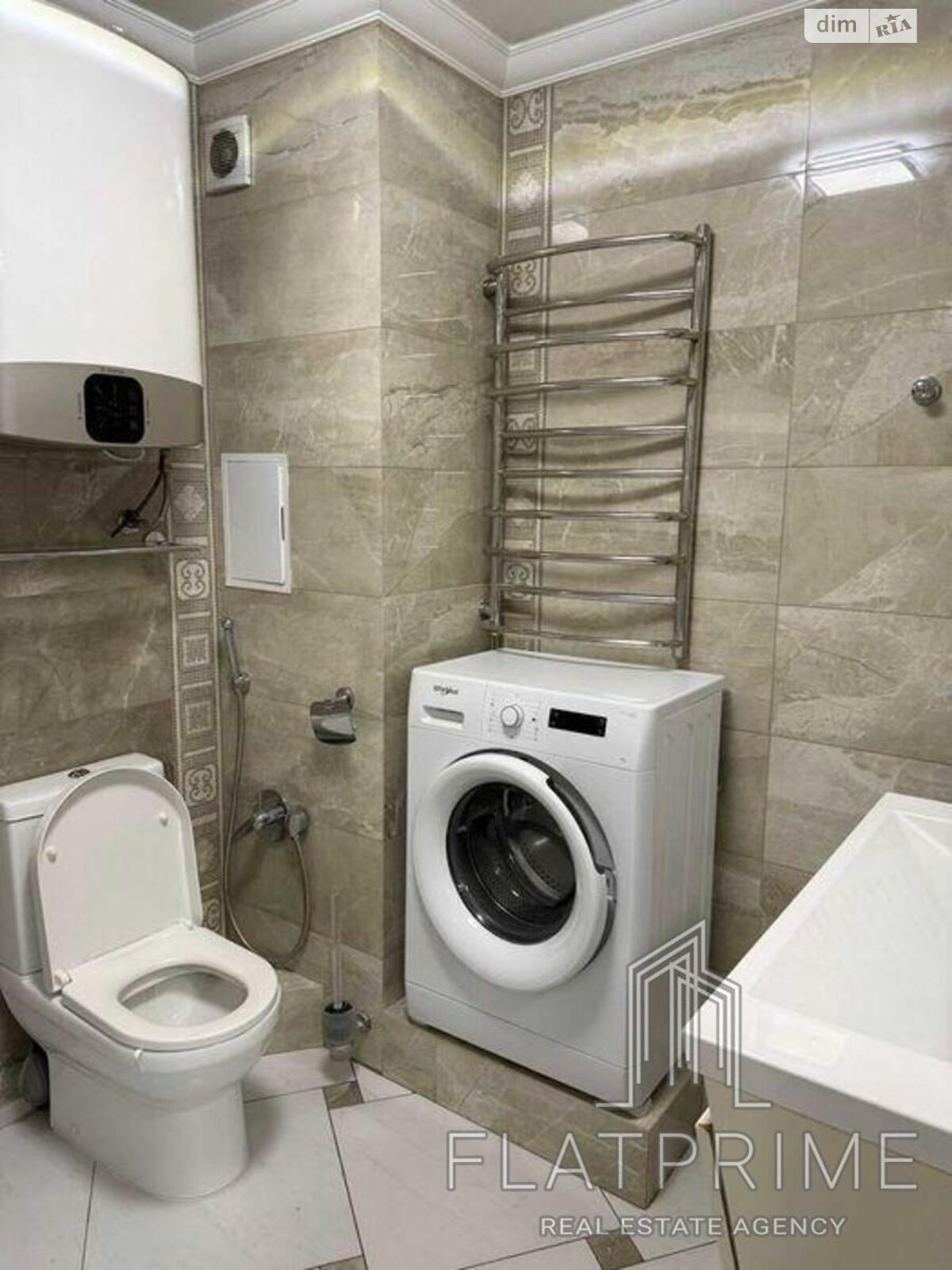 Продаж трикімнатної квартири в Києві, на пл. Оболонська 5, район Оболонь фото 1 Продаж трикімнатної квартири в Києві, на пл. Оболонська 5, район Оболонь фото 1