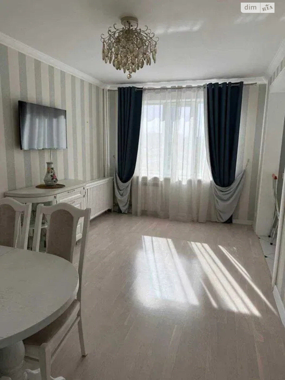 Продажа трехкомнатной квартиры в Киеве, на пл. Оболонская 5, район Оболонь фото 1 Продажа трехкомнатной квартиры в Киеве, на пл. Оболонская 5, район Оболонь фото 1