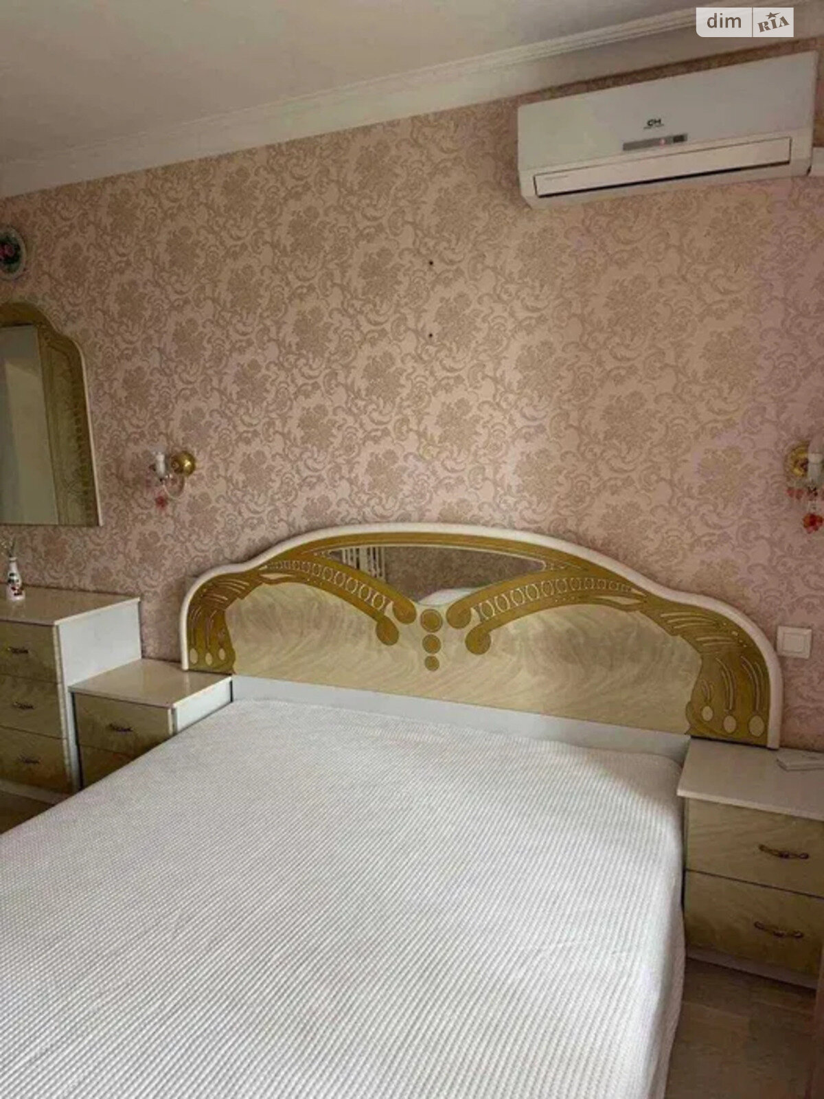 Продажа трехкомнатной квартиры в Киеве, на пл. Оболонская 5, район Оболонь фото 1 Продажа трехкомнатной квартиры в Киеве, на пл. Оболонская 5, район Оболонь фото 1