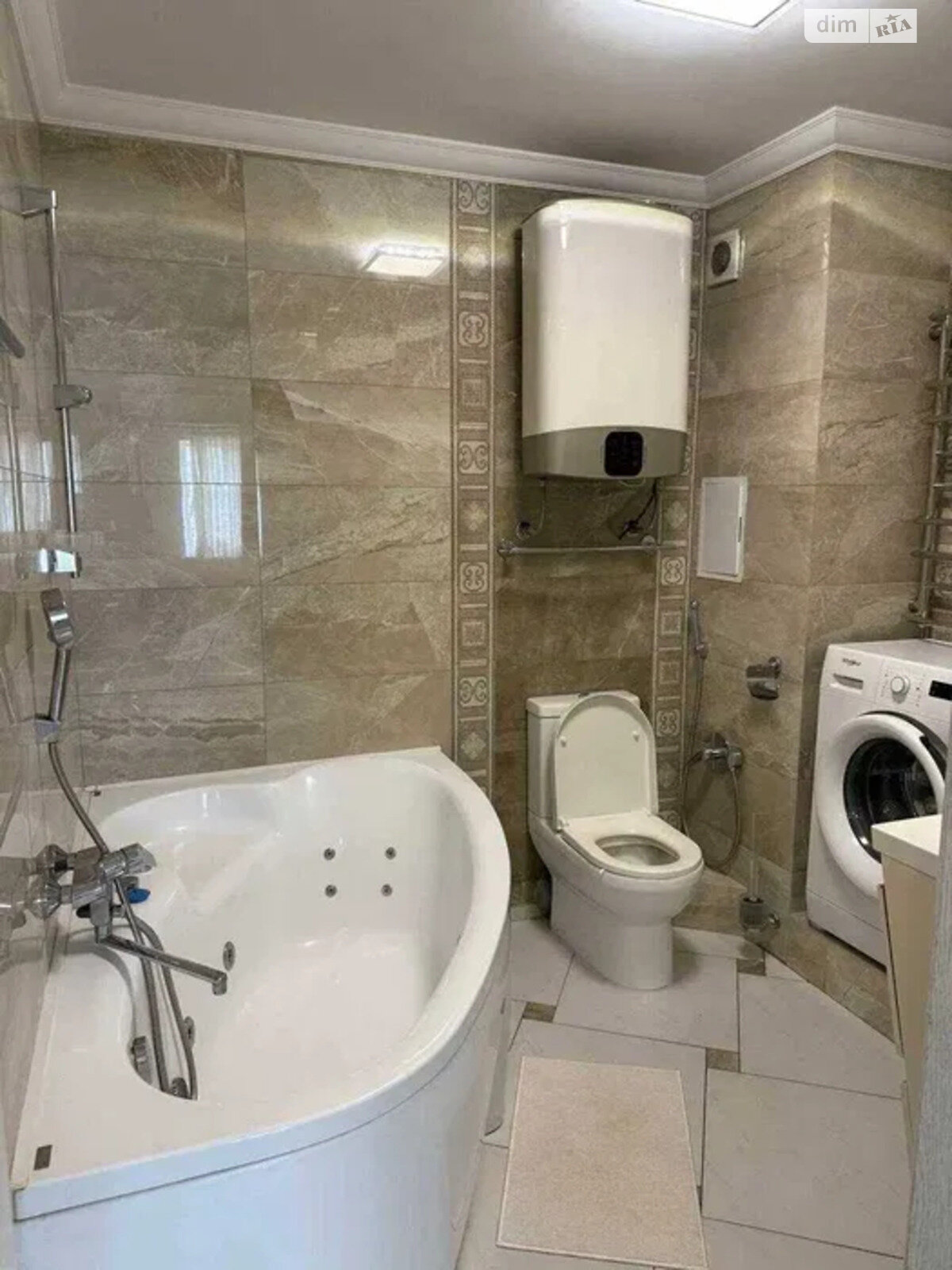 Продажа трехкомнатной квартиры в Киеве, на пл. Оболонская 5, район Оболонь фото 1 Продажа трехкомнатной квартиры в Киеве, на пл. Оболонская 5, район Оболонь фото 1