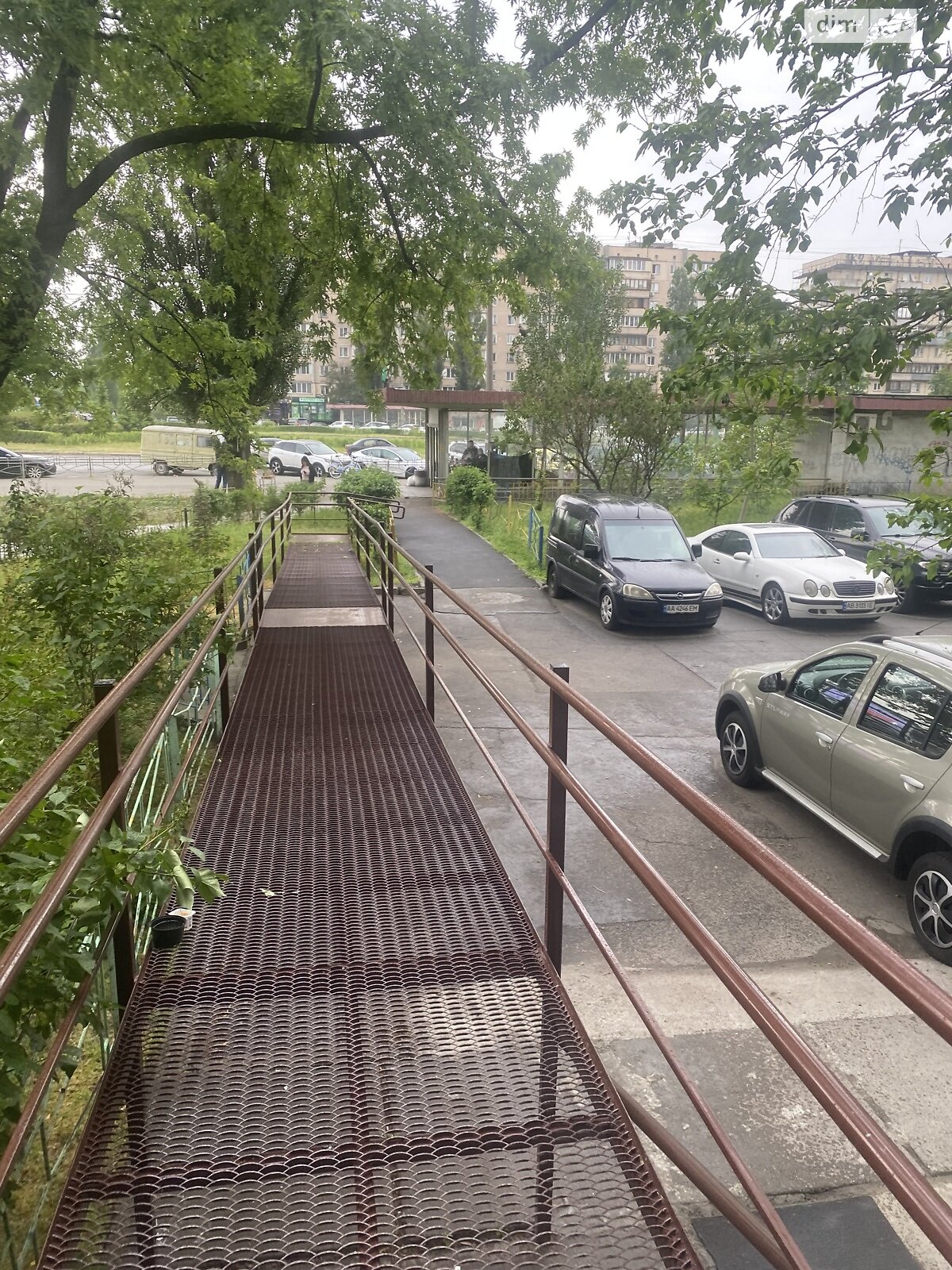 Продаж трикімнатної квартири в Києві, на пл. Оболонська 1, район Оболонь фото 1 Продаж трикімнатної квартири в Києві, на пл. Оболонська 1, район Оболонь фото 1