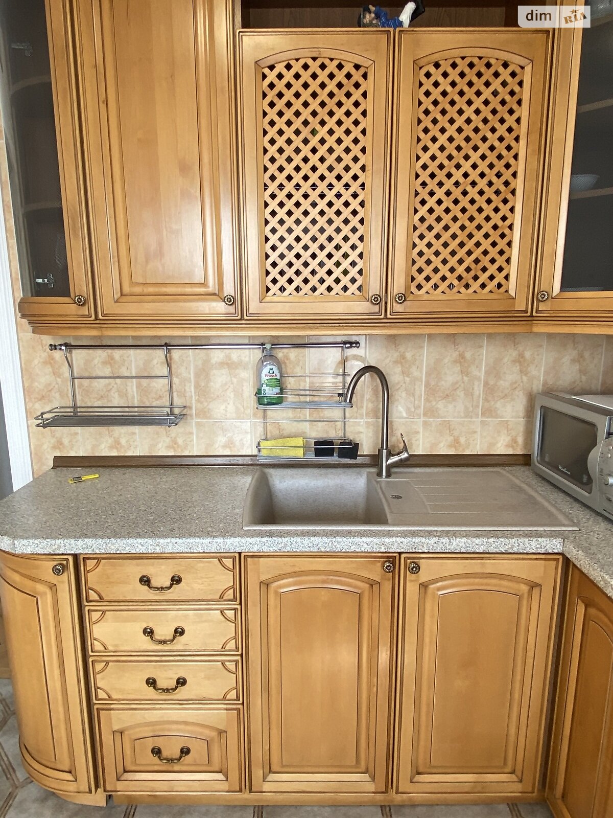 Продаж трикімнатної квартири в Києві, на пл. Оболонська 1, район Оболонь фото 1 Продаж трикімнатної квартири в Києві, на пл. Оболонська 1, район Оболонь фото 1