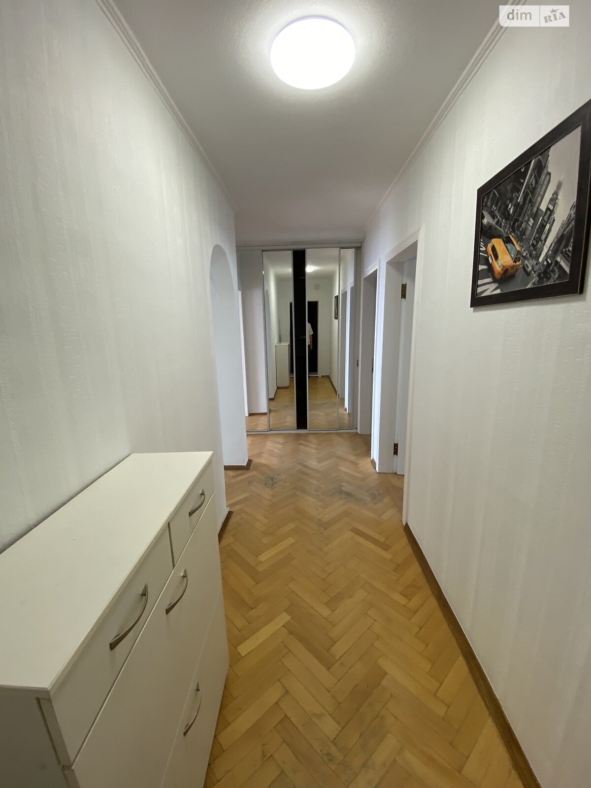 Продаж трикімнатної квартири в Києві, на пл. Оболонська 1, район Оболонь фото 1 Продаж трикімнатної квартири в Києві, на пл. Оболонська 1, район Оболонь фото 1
