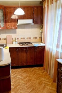 Продажа трехкомнатной квартиры в Киеве, на просп. Оболонский 16, район Оболонь фото 2
