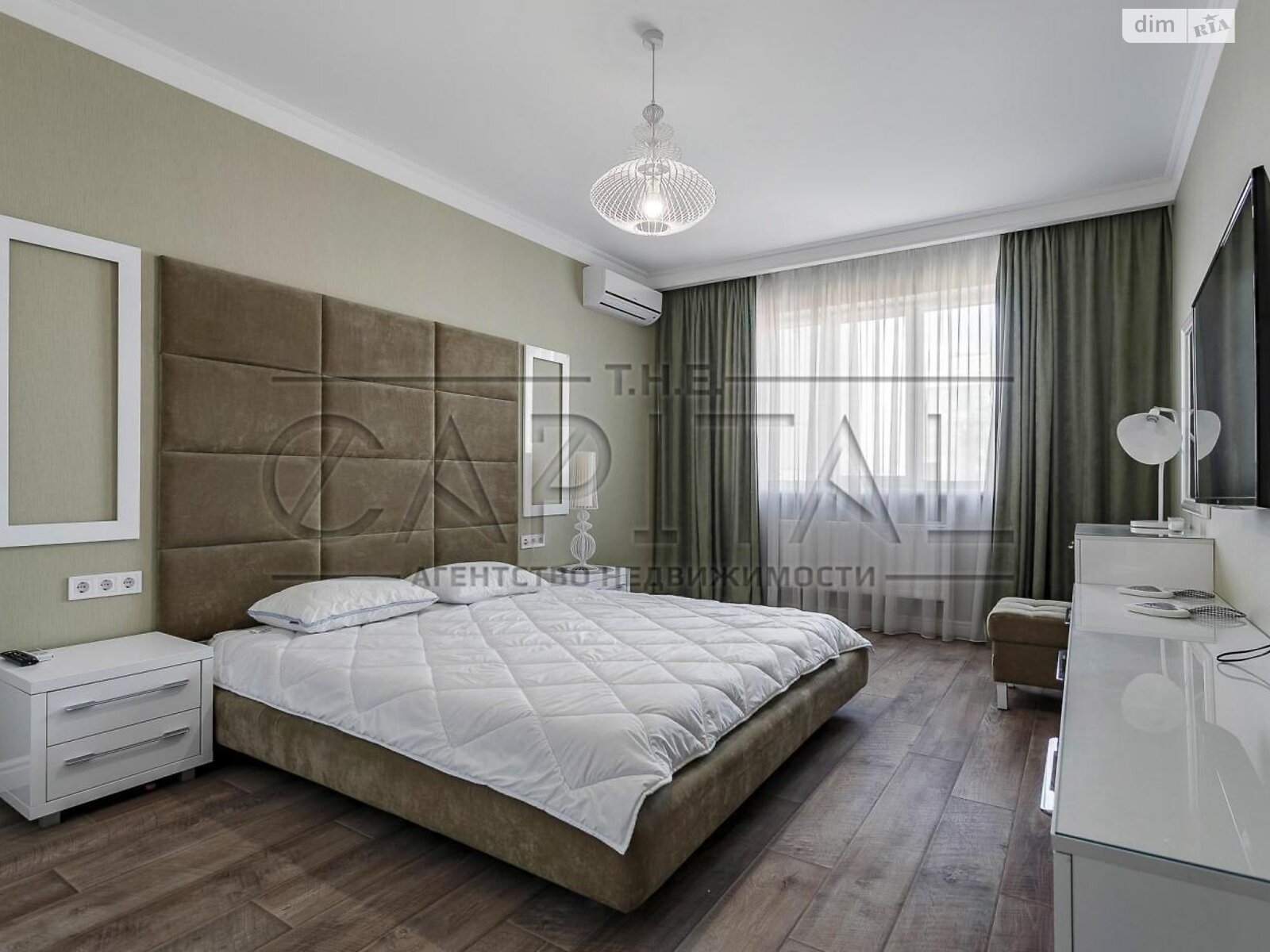 Продажа трехкомнатной квартиры в Киеве, на просп. Оболонский 26, район Оболонь фото 1