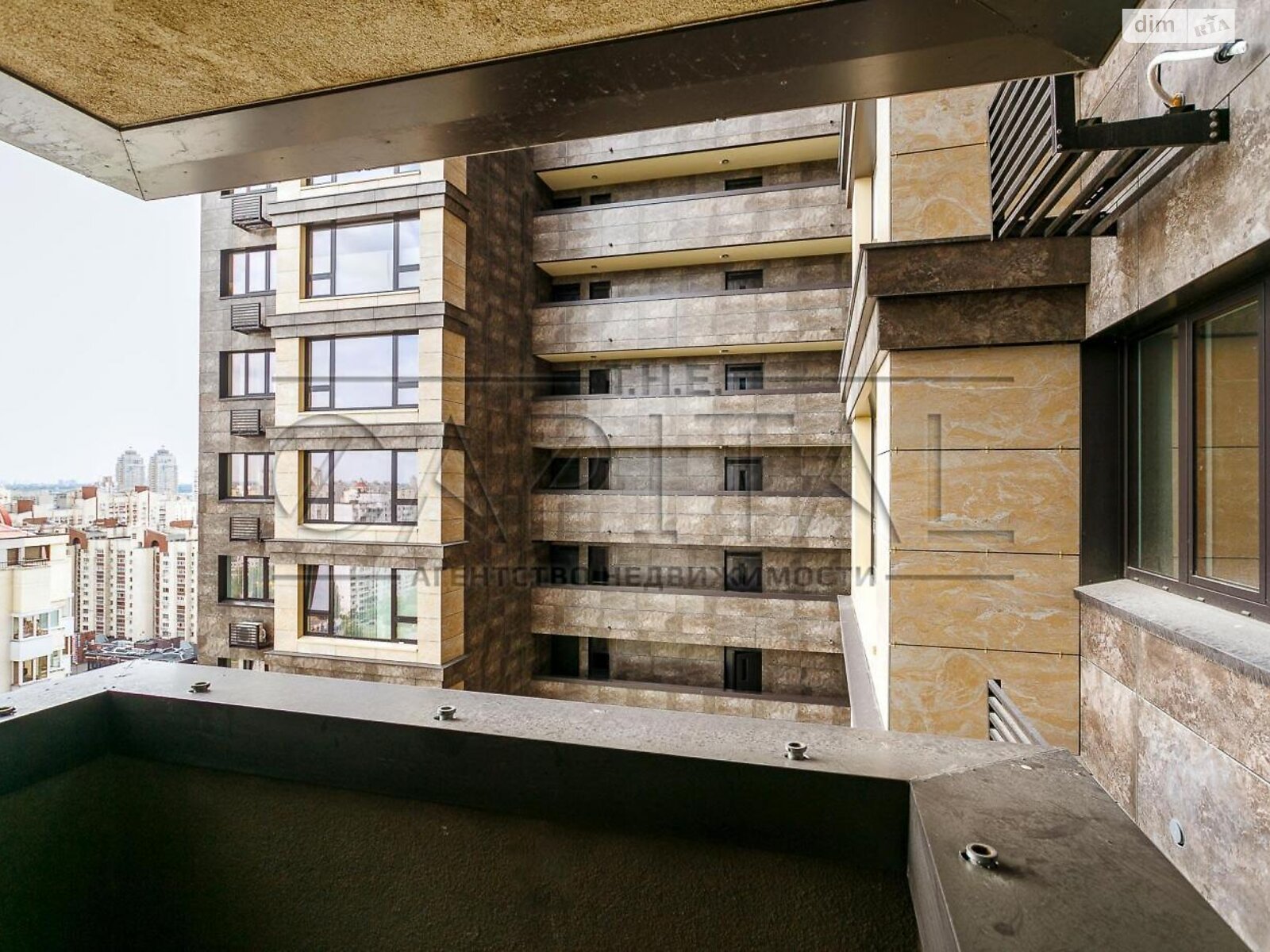 Продажа трехкомнатной квартиры в Киеве, на просп. Оболонский 26, район Оболонь фото 1 Продажа трехкомнатной квартиры в Киеве, на просп. Оболонский 26, район Оболонь фото 1
