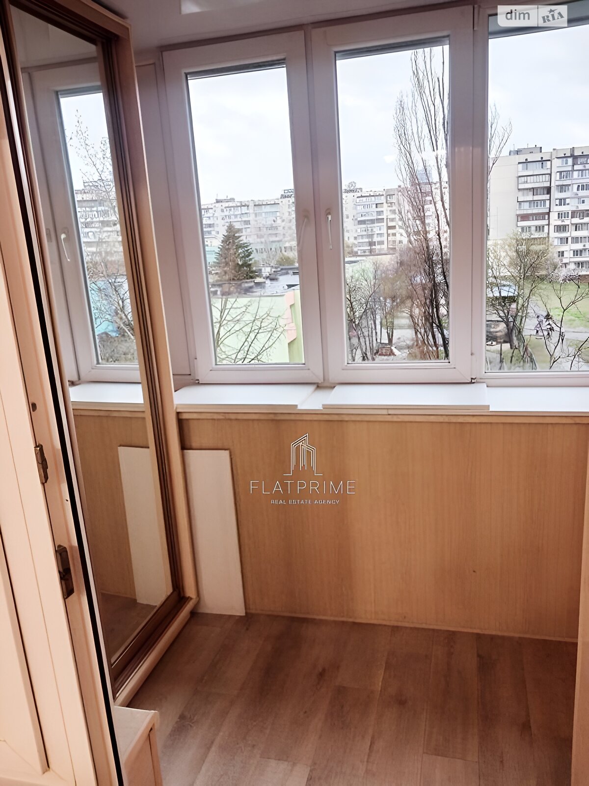 Продаж трикімнатної квартири в Києві, на просп. Оболонський 37В, район Оболонь фото 1 Продаж трикімнатної квартири в Києві, на просп. Оболонський 37В, район Оболонь фото 1