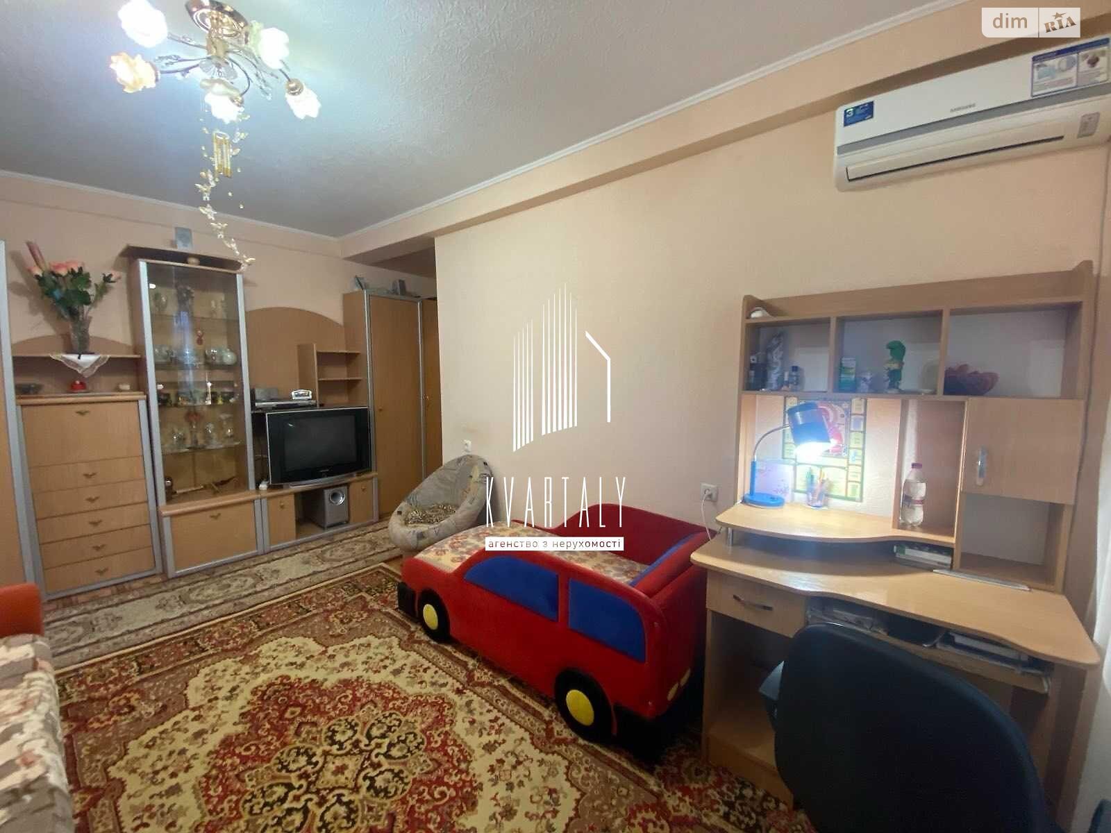 Продаж двокімнатної квартири в Києві, на просп. Оболонський 14Д, район Оболонь фото 1 Продаж двокімнатної квартири в Києві, на просп. Оболонський 14Д, район Оболонь фото 1