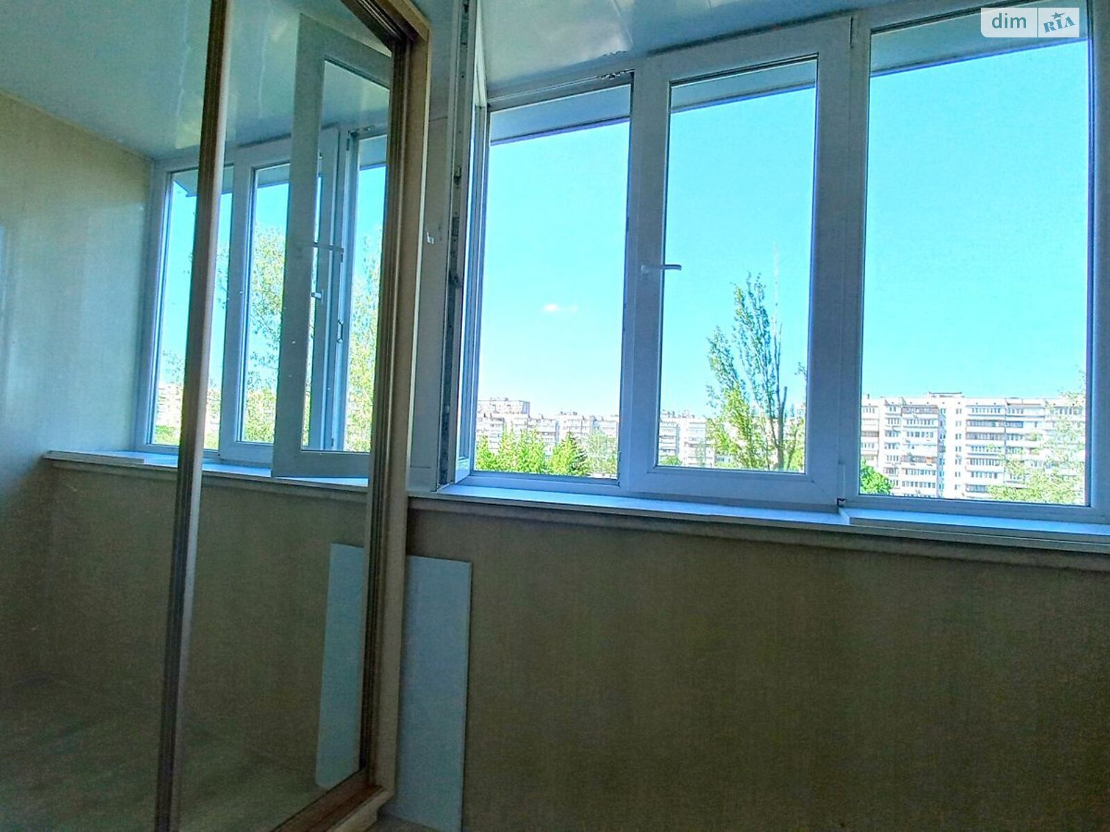 Продаж трикімнатної квартири в Києві, на просп. Оболонський 37В, район Оболонь фото 1 Продаж трикімнатної квартири в Києві, на просп. Оболонський 37В, район Оболонь фото 1
