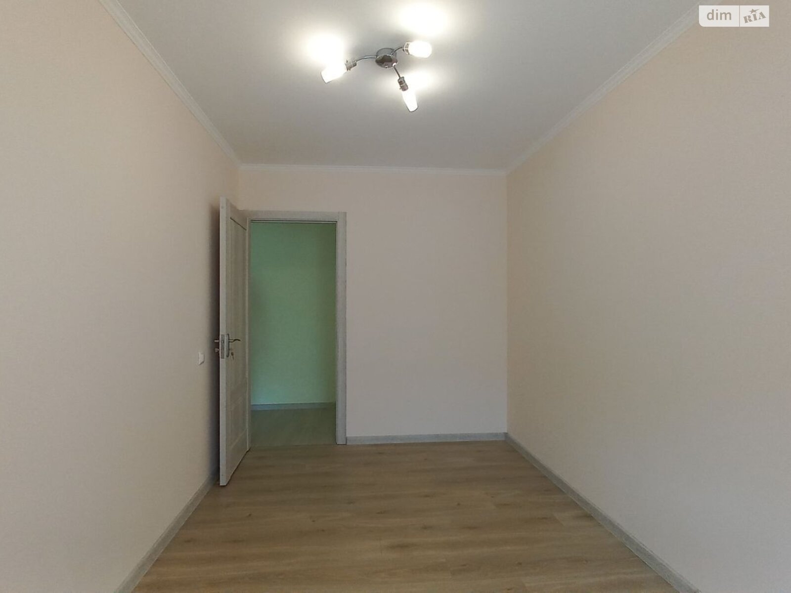Продаж трикімнатної квартири в Києві, на просп. Оболонський 37В, район Оболонь фото 1 Продаж трикімнатної квартири в Києві, на просп. Оболонський 37В, район Оболонь фото 1
