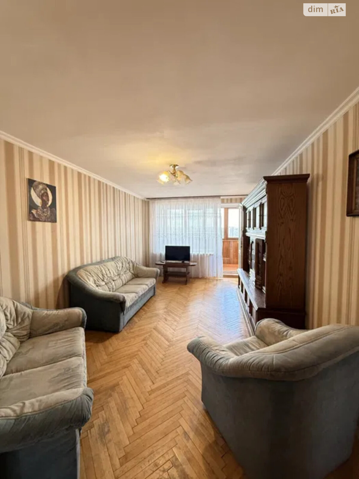 Продаж трикімнатної квартири в Києві, на просп. Оболонський 49, район Оболонь фото 1 Продаж трикімнатної квартири в Києві, на просп. Оболонський 49, район Оболонь фото 1