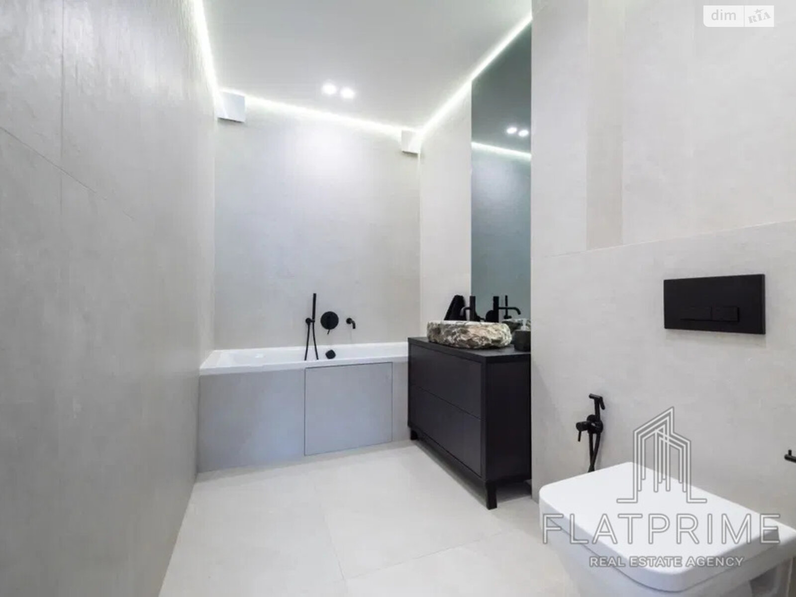 Продажа четырехкомнатной квартиры в Киеве, на просп. Оболонский 26, район Оболонь фото 1 Продажа четырехкомнатной квартиры в Киеве, на просп. Оболонский 26, район Оболонь фото 1