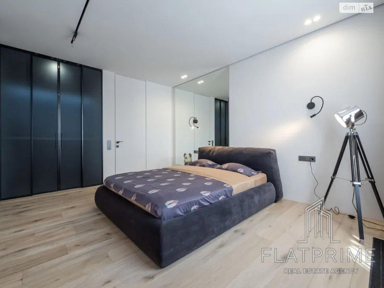 Продажа четырехкомнатной квартиры в Киеве, на просп. Оболонский 26, район Оболонь фото 1 Продажа четырехкомнатной квартиры в Киеве, на просп. Оболонский 26, район Оболонь фото 1