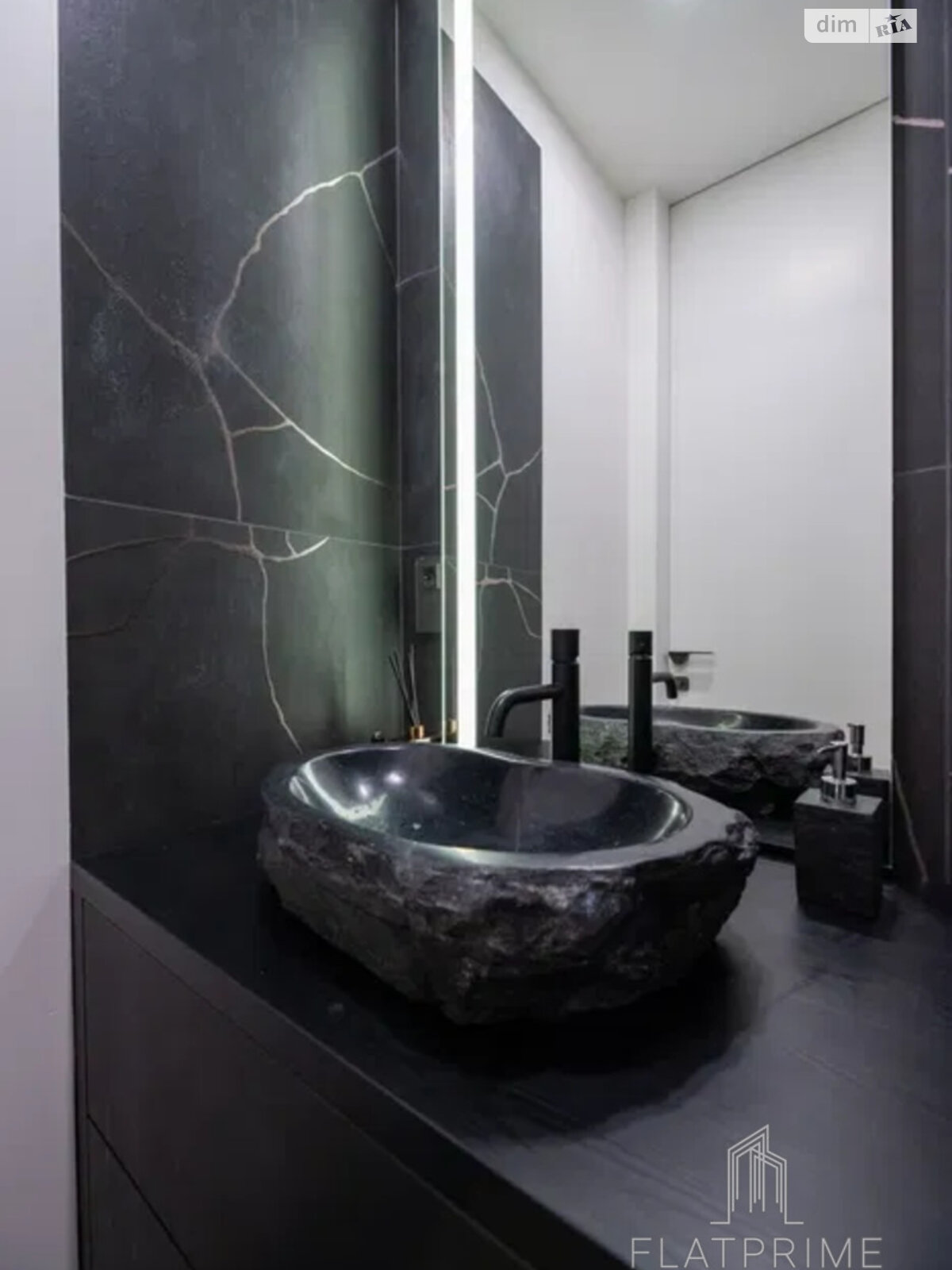 Продажа четырехкомнатной квартиры в Киеве, на просп. Оболонский 26, район Оболонь фото 1 Продажа четырехкомнатной квартиры в Киеве, на просп. Оболонский 26, район Оболонь фото 1