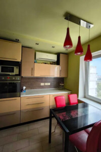 Продаж трикімнатної квартири в Києві, на просп. Оболонський 22А, район Оболонь фото 2