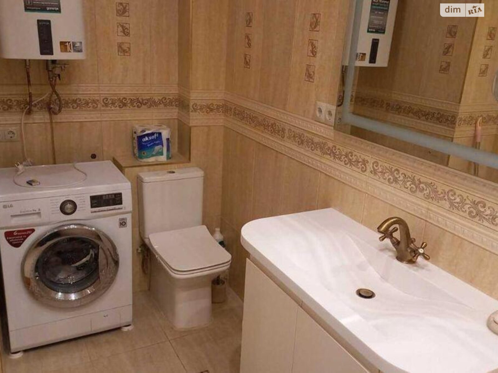 Продаж трикімнатної квартири в Києві, на просп. Оболонський 26, район Оболонь фото 1 Продаж трикімнатної квартири в Києві, на просп. Оболонський 26, район Оболонь фото 1