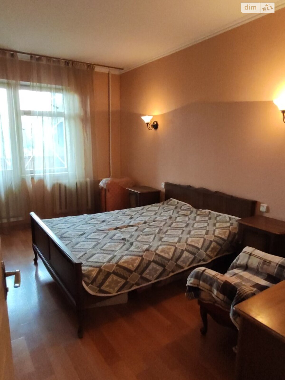 Продаж трикімнатної квартири в Києві, на просп. Оболонський 28В, район Оболонь фото 1 Продаж трикімнатної квартири в Києві, на просп. Оболонський 28В, район Оболонь фото 1