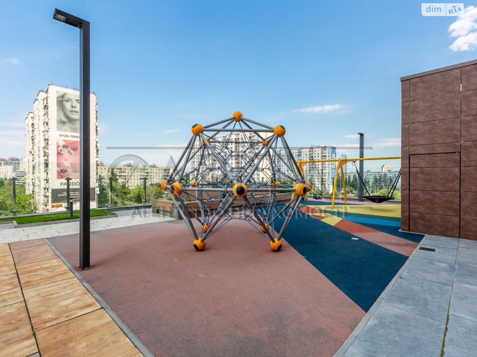 Продаж трикімнатної квартири в Києві, на просп. Оболонський 6А, район Оболонь фото 1 Продаж трикімнатної квартири в Києві, на просп. Оболонський 6А, район Оболонь фото 1