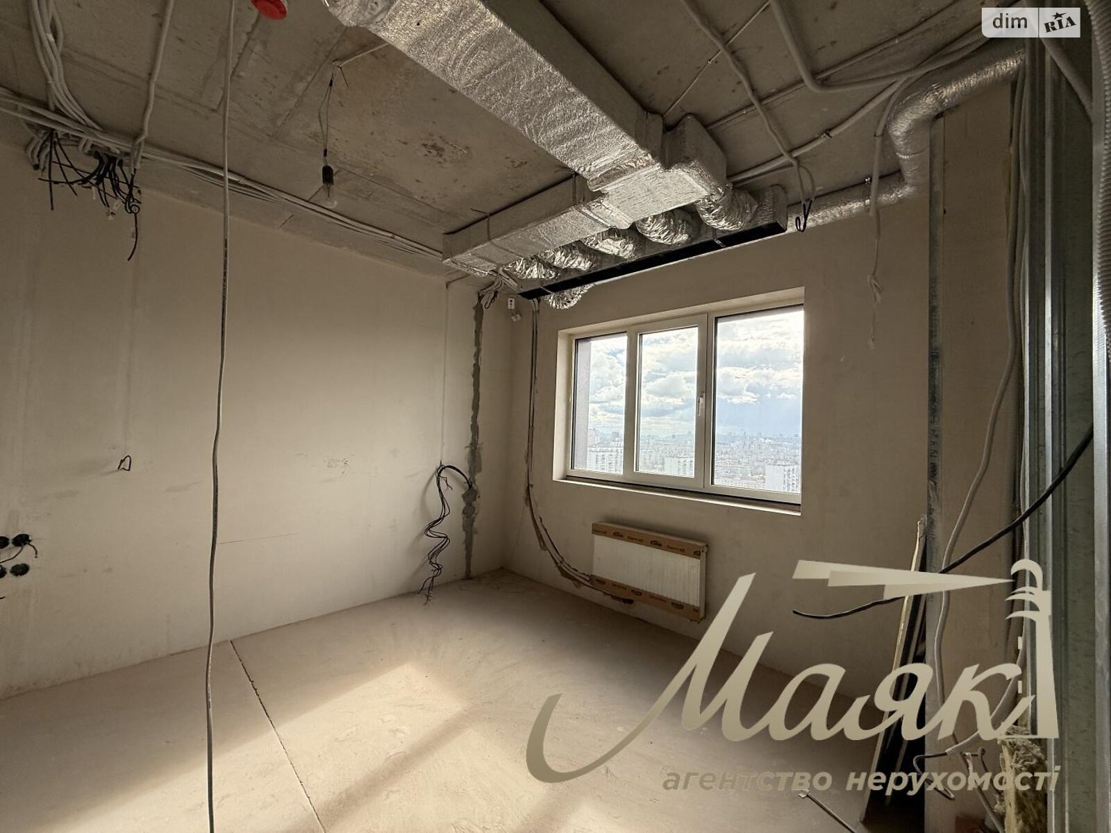 Продажа трехкомнатной квартиры в Киеве, на просп. Оболонский 26, район Оболонь фото 1 Продажа трехкомнатной квартиры в Киеве, на просп. Оболонский 26, район Оболонь фото 1