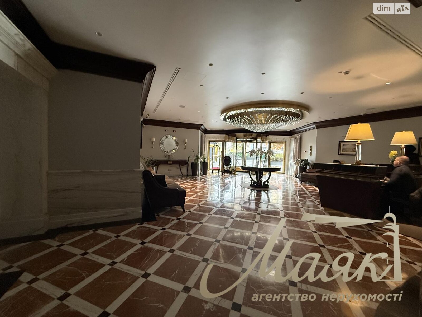 Продажа трехкомнатной квартиры в Киеве, на просп. Оболонский 26, район Оболонь фото 1 Продажа трехкомнатной квартиры в Киеве, на просп. Оболонский 26, район Оболонь фото 1