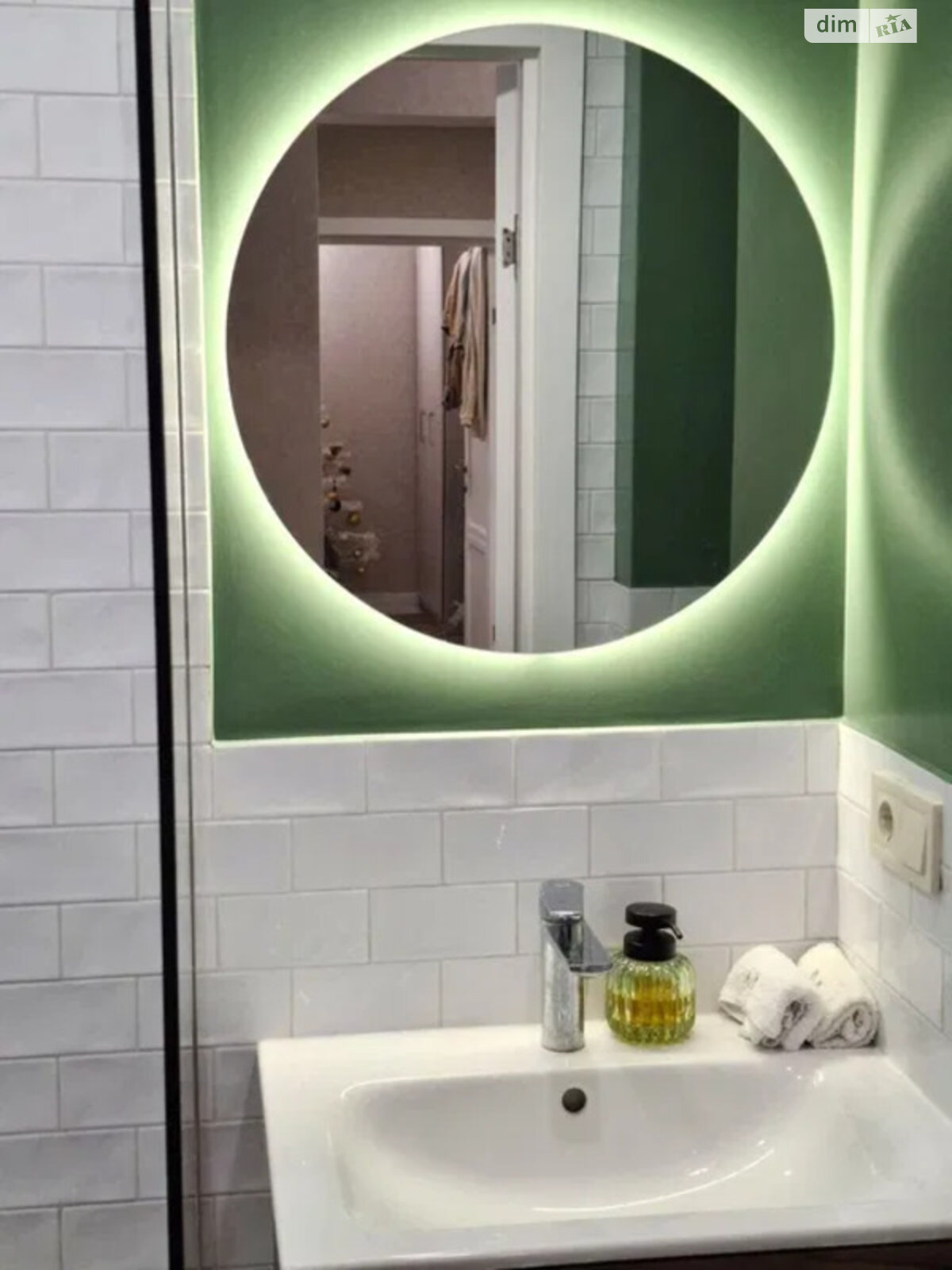 Продажа двухкомнатной квартиры в Киеве, на просп. Оболонский 22, район Оболонь фото 1