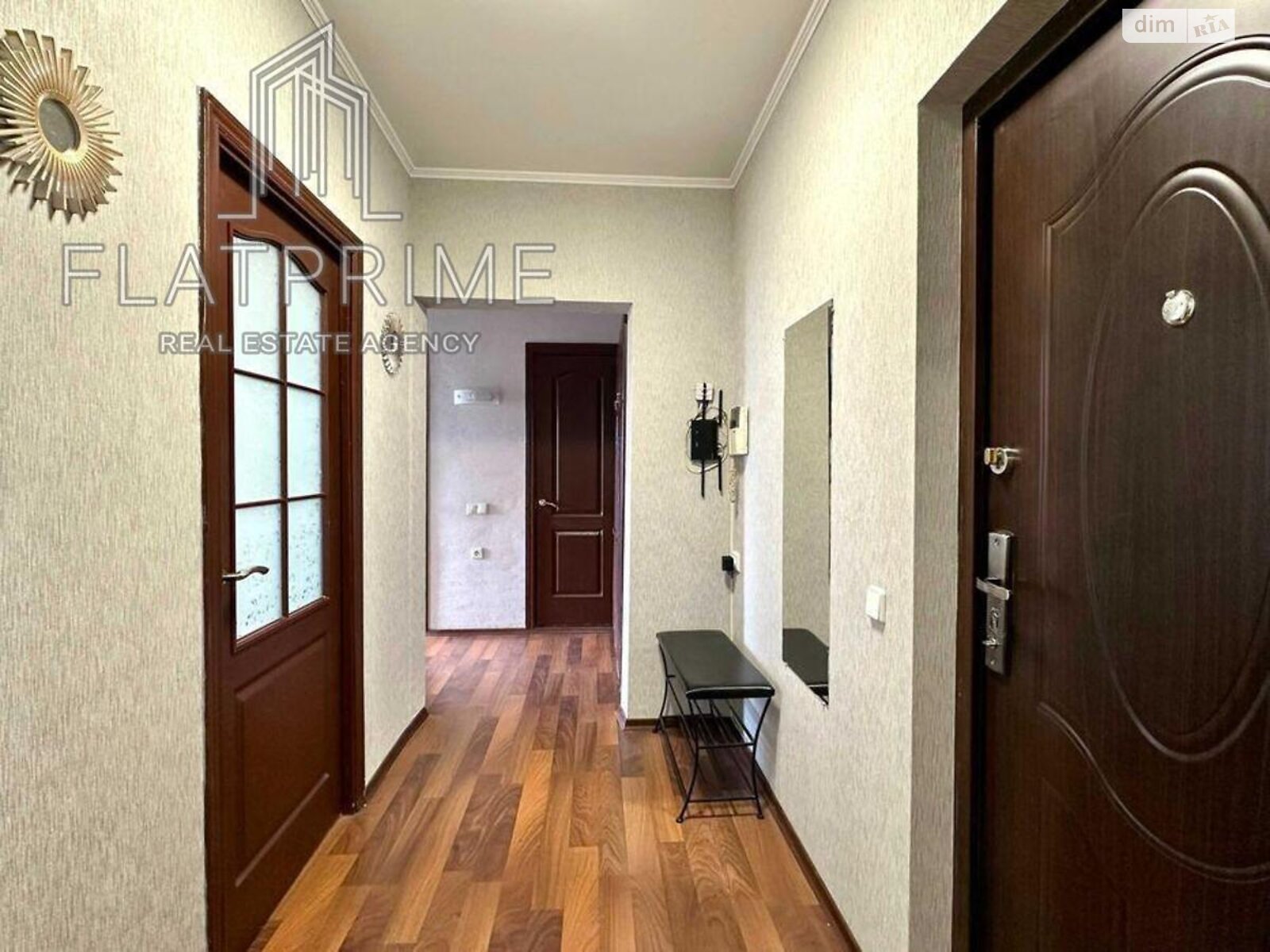 Продажа трехкомнатной квартиры в Киеве, на ул. Озерная (Оболонь) 8, район Оболонь фото 1 Продажа трехкомнатной квартиры в Киеве, на ул. Озерная (Оболонь) 8, район Оболонь фото 1
