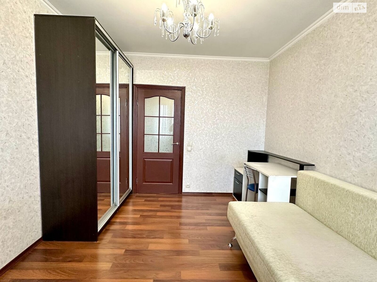 Продажа двухкомнатной квартиры в Киеве, на ул. Озерная 8, район Оболонь фото 1 Продажа двухкомнатной квартиры в Киеве, на ул. Озерная 8, район Оболонь фото 1