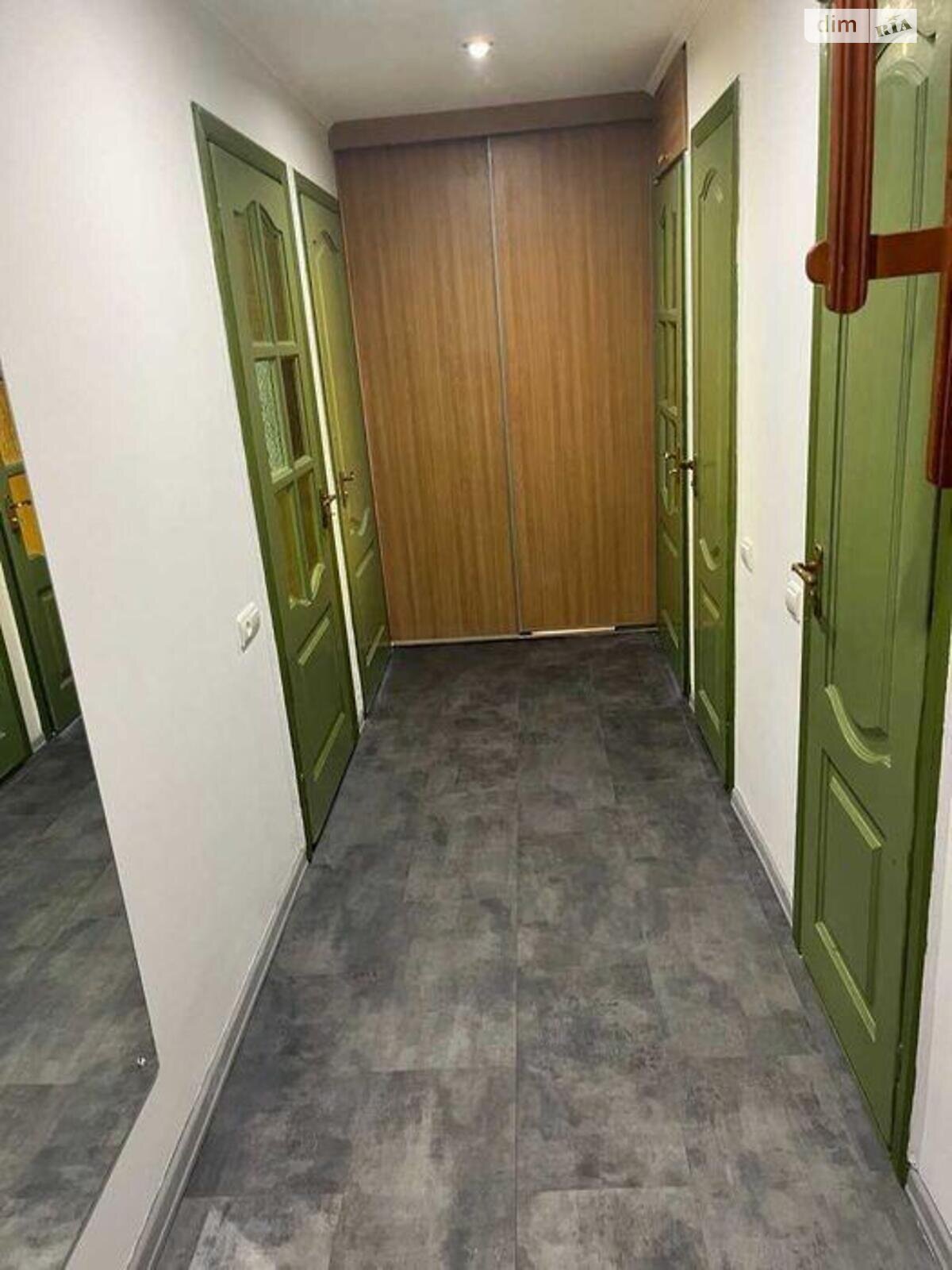 Продажа трехкомнатной квартиры в Киеве, на ул. Приозерная 2Б, район Оболонь фото 1